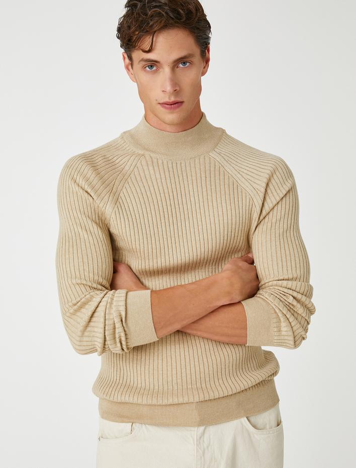  Basic Triko Kazak Yarım Balıkçı Yaka