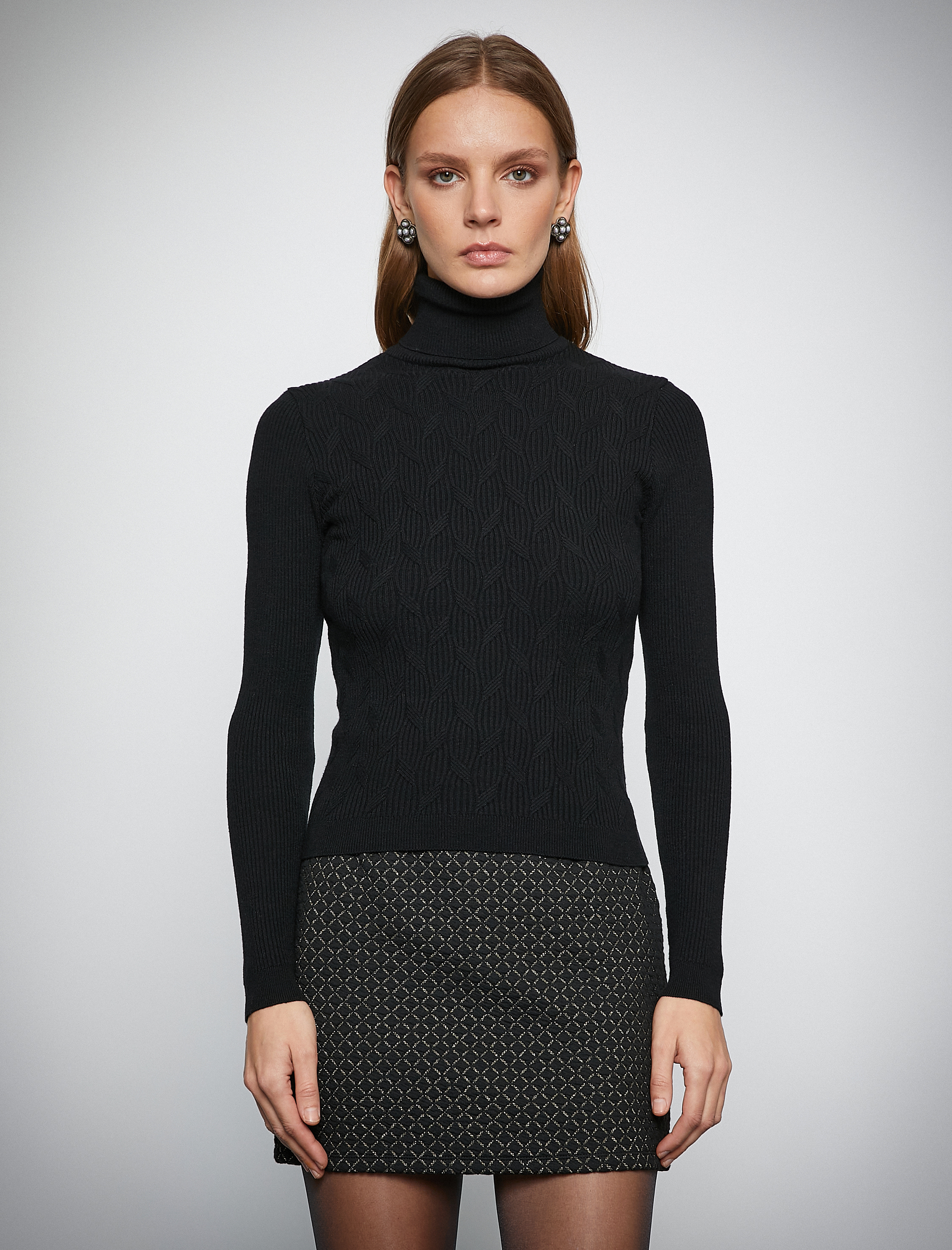   Melis Ağazat X Koton - Dar Kesim Desenli Boğazlı Kazak