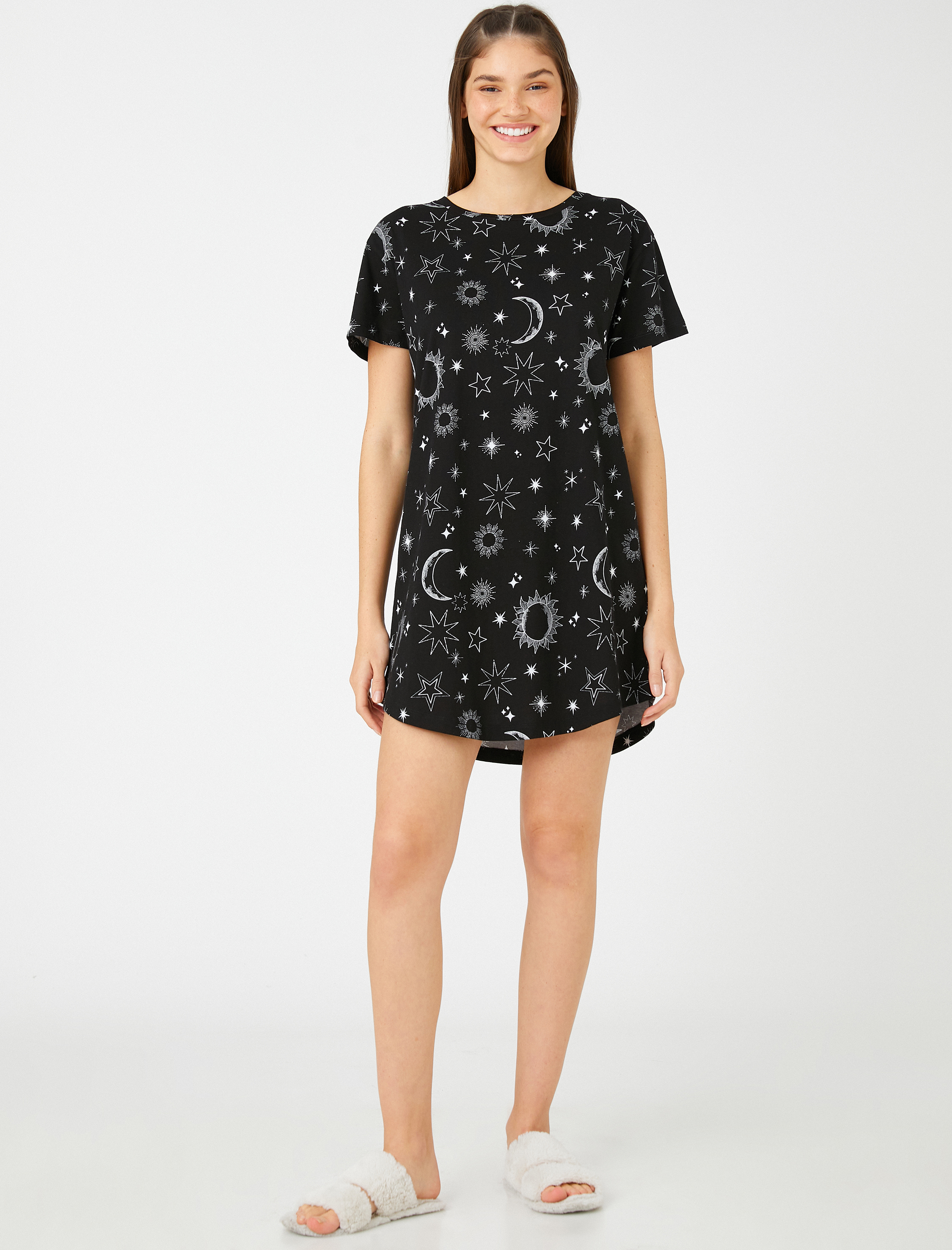   Pamuklu Gecelik Desenli Kısa Kollu