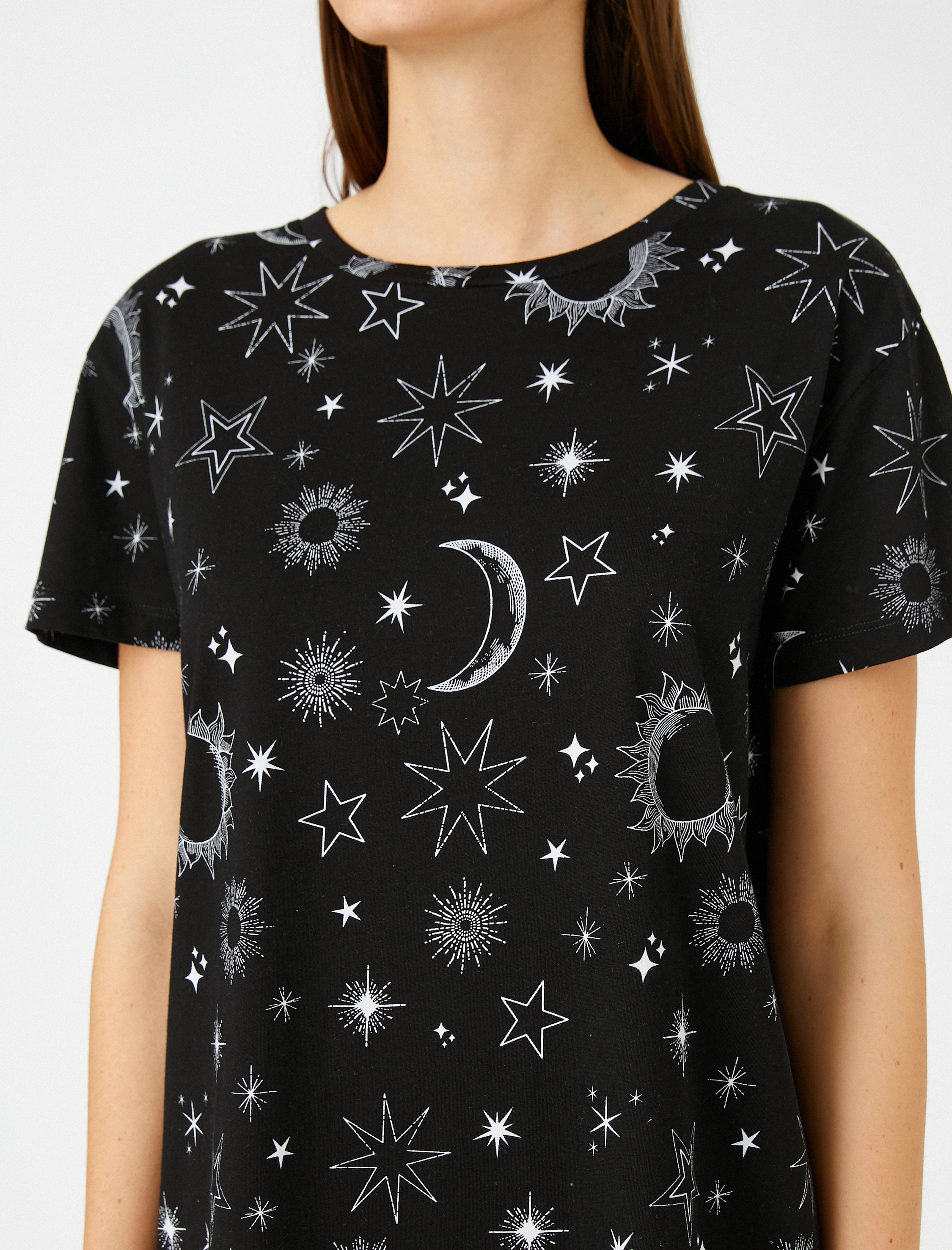   Pamuklu Gecelik Desenli Kısa Kollu