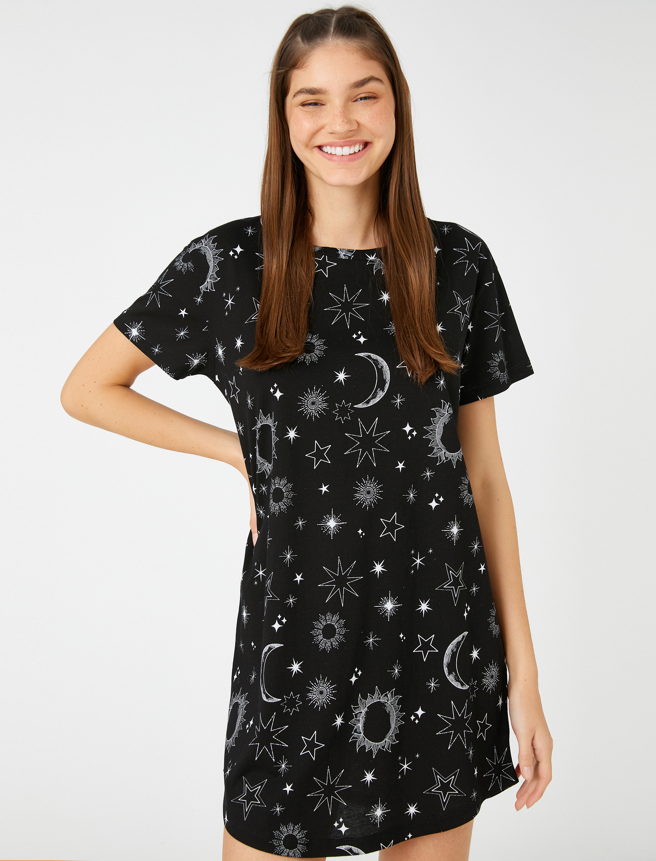   Pamuklu Gecelik Desenli Kısa Kollu