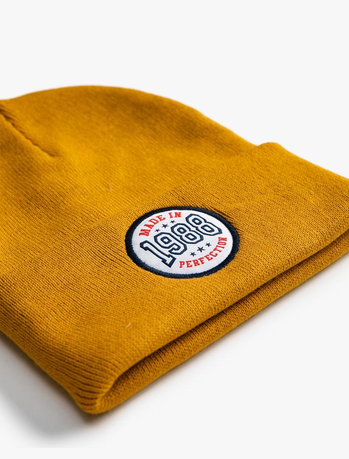 Erkek Basic Kolej Bere İşlemeli Katlama Detaylı