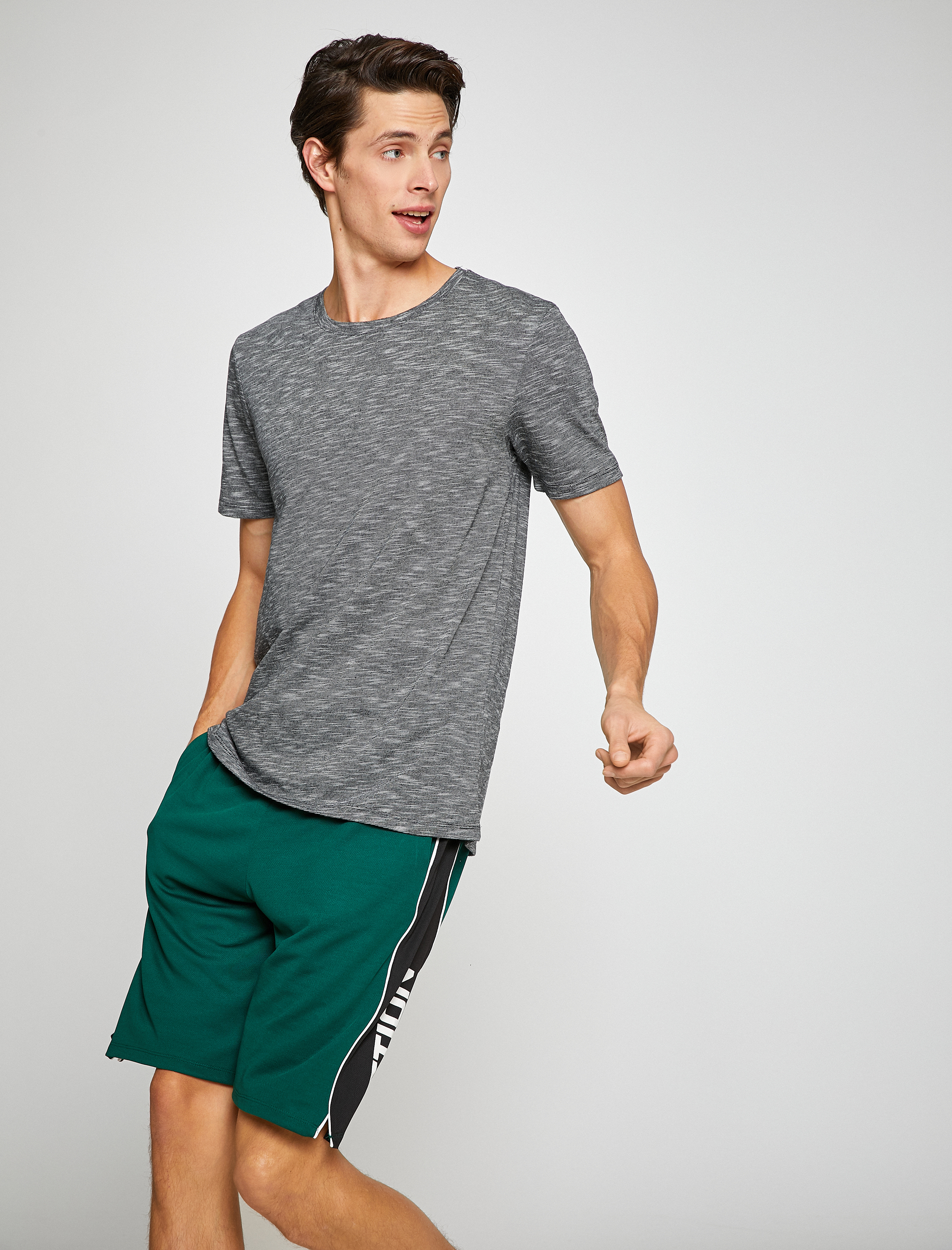   Basic Kırçıllı Tişört Bisiklet Yaka Slim Fit