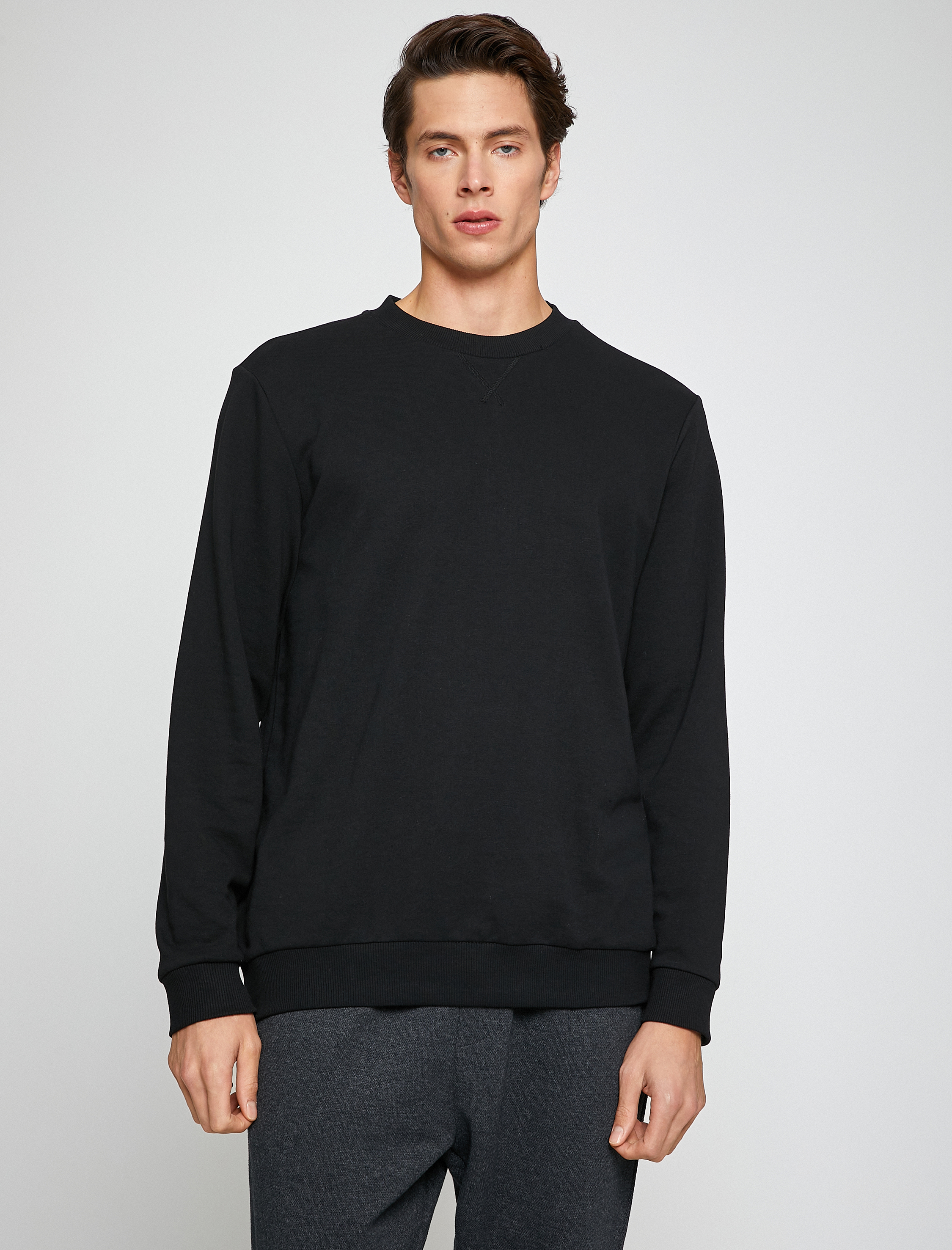   Basic Bisiklet Yaka Sweatshirt Uzun Kollu