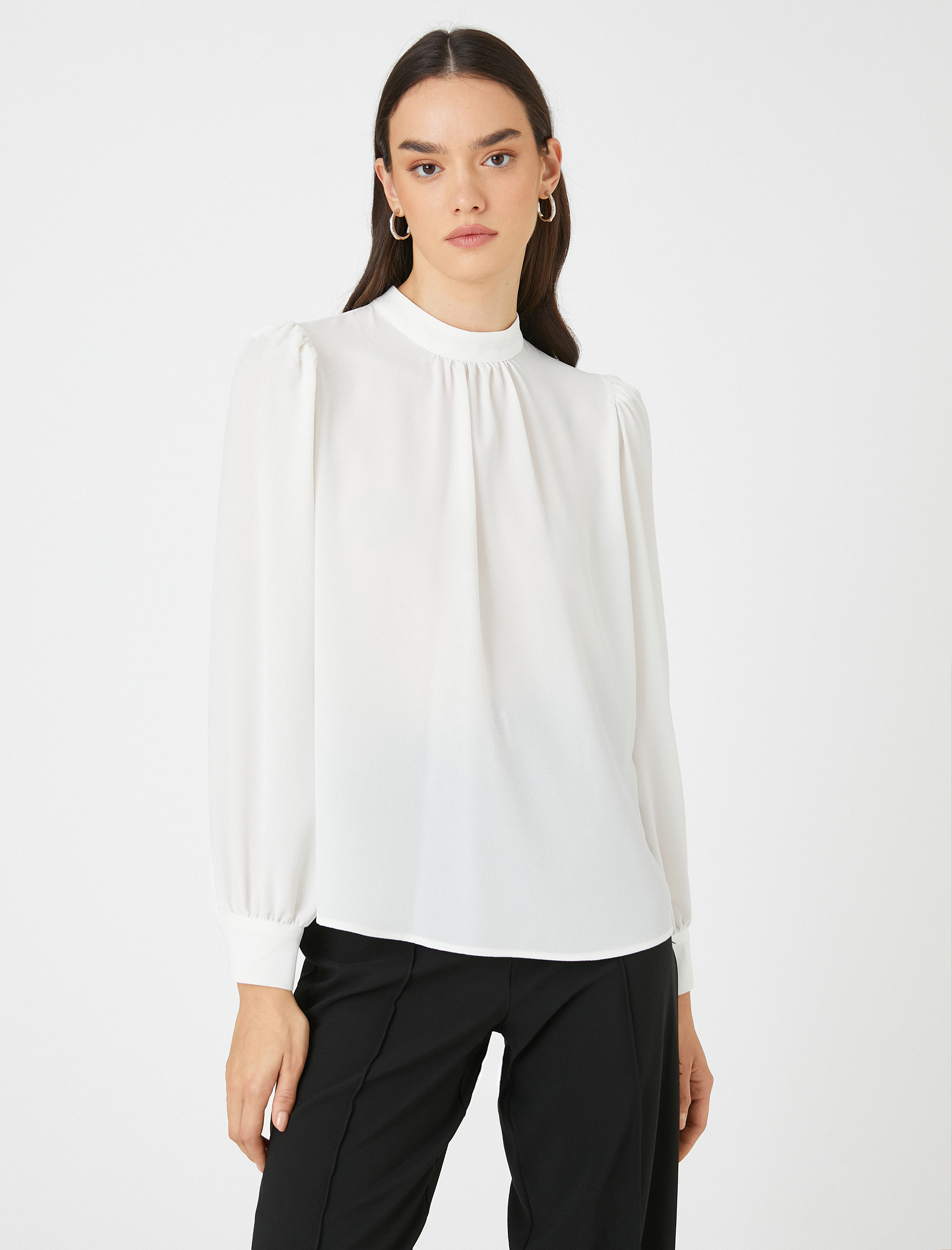   Drape Detaylı Bluz Dik Yaka Uzun Kollu