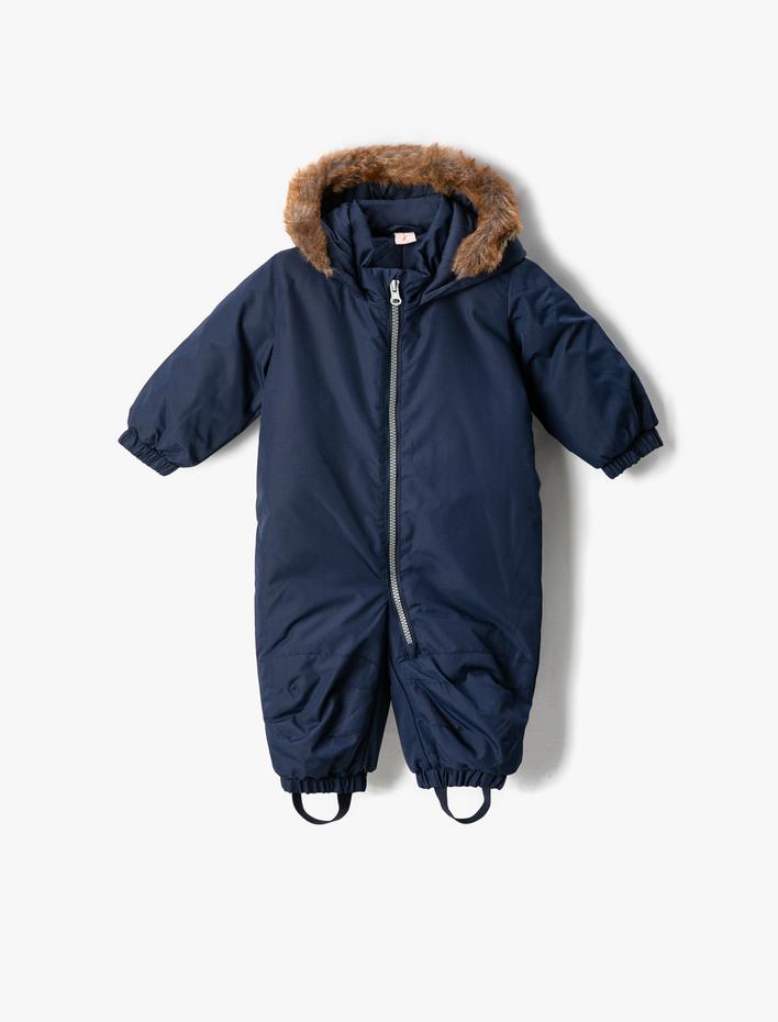 Erkek Bebek Astronot Tulum Kapşonlu Suni Kürk Detaylı Dolgulu Fermuarlı Dik Yaka