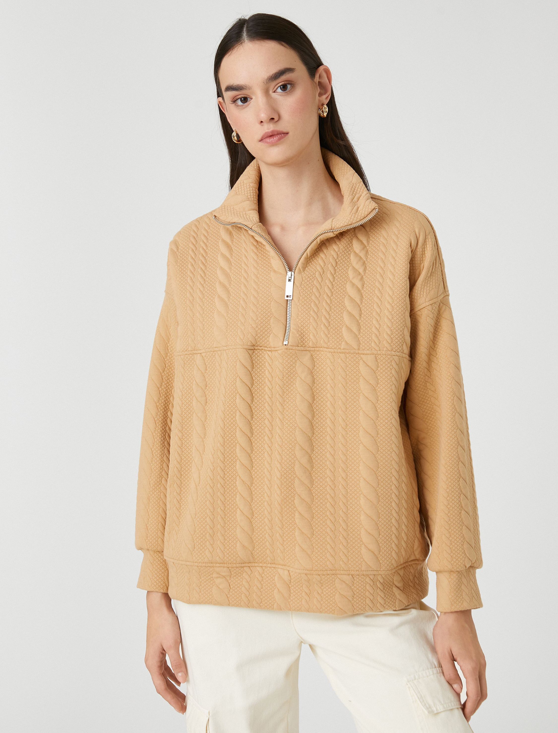   Dik Yaka Yarım Fermuarlı Sweatshirt Örgü Desenli