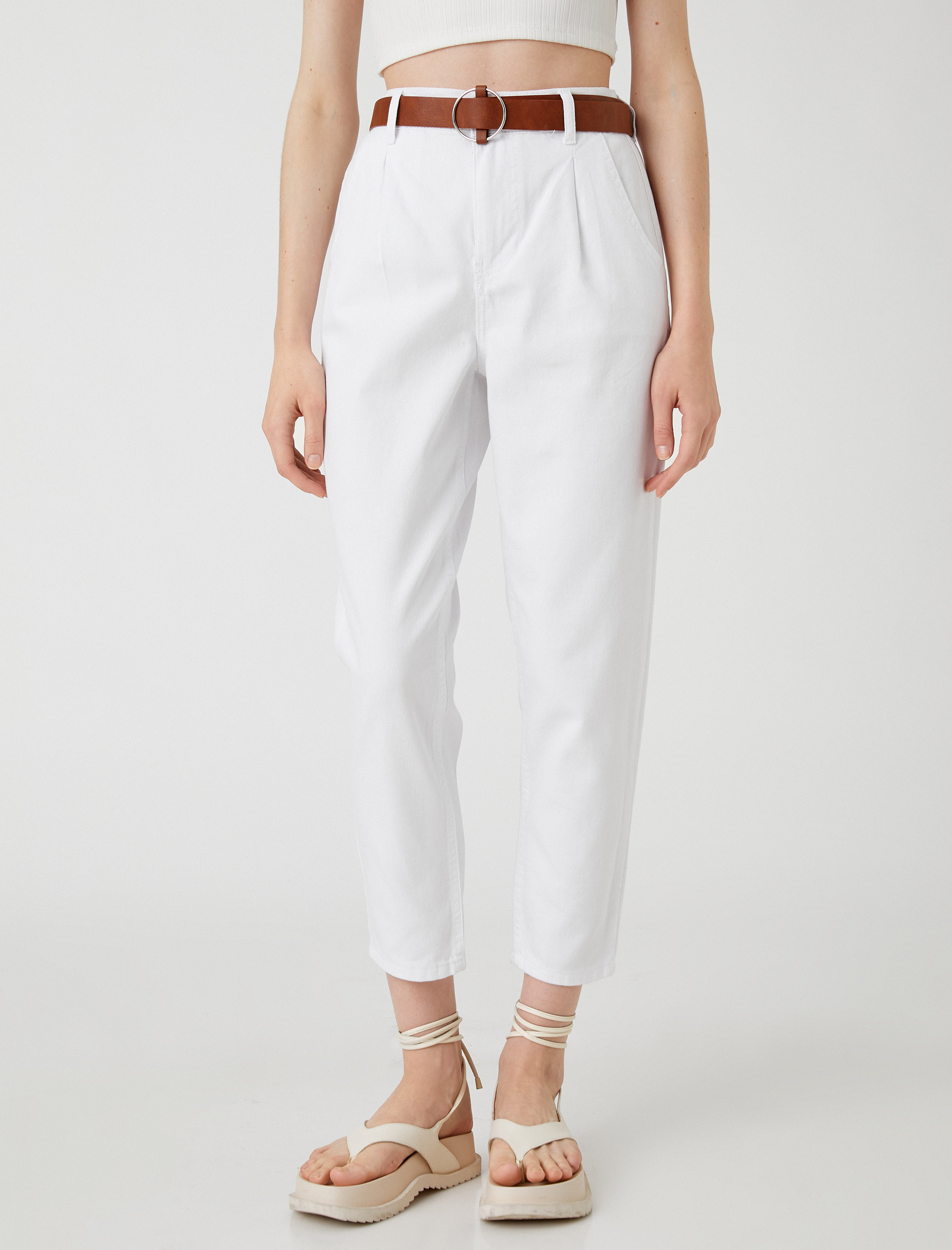   Havuç Pantolon Kemer Detaylı Yüksek Bel Cepli