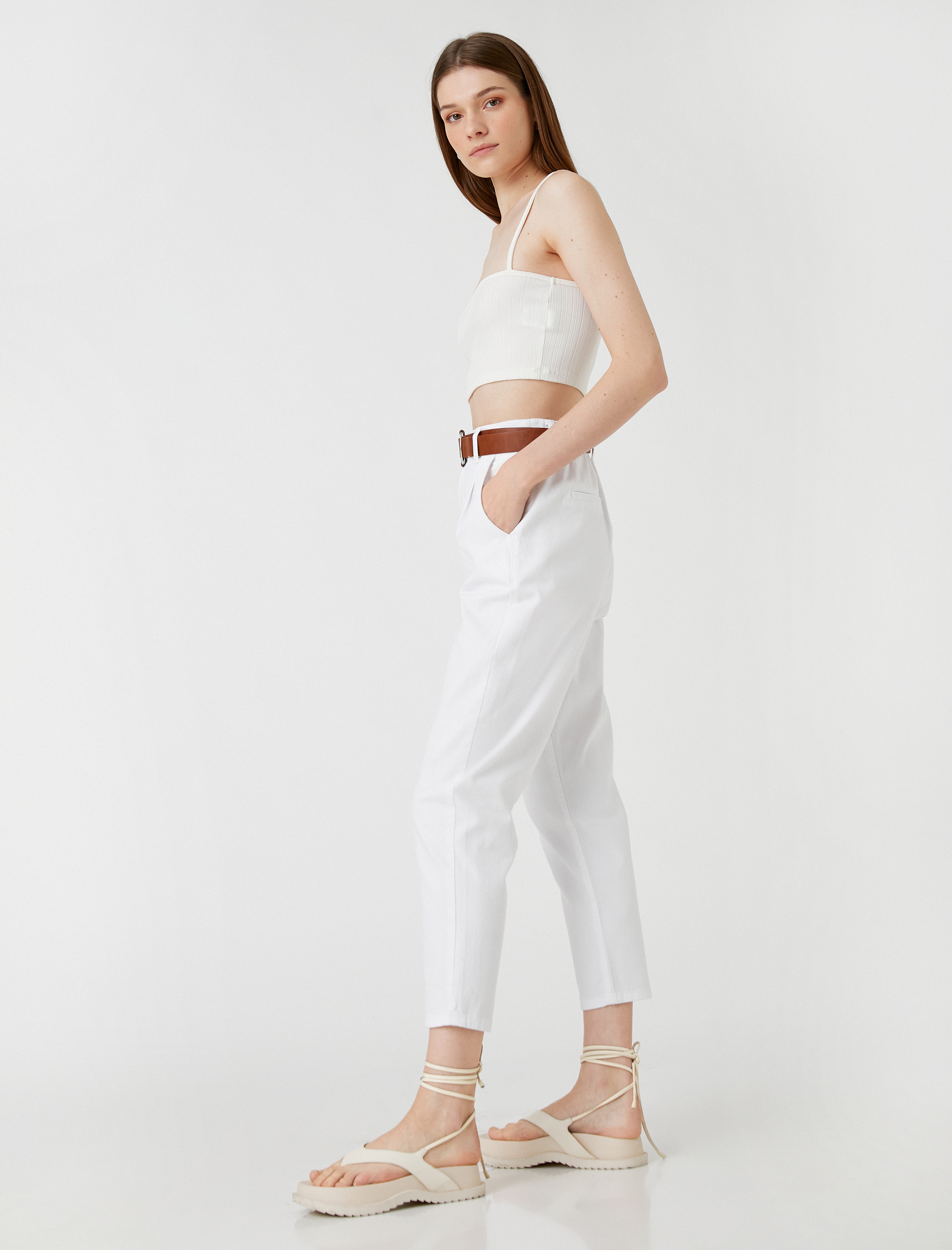   Havuç Pantolon Kemer Detaylı Yüksek Bel Cepli