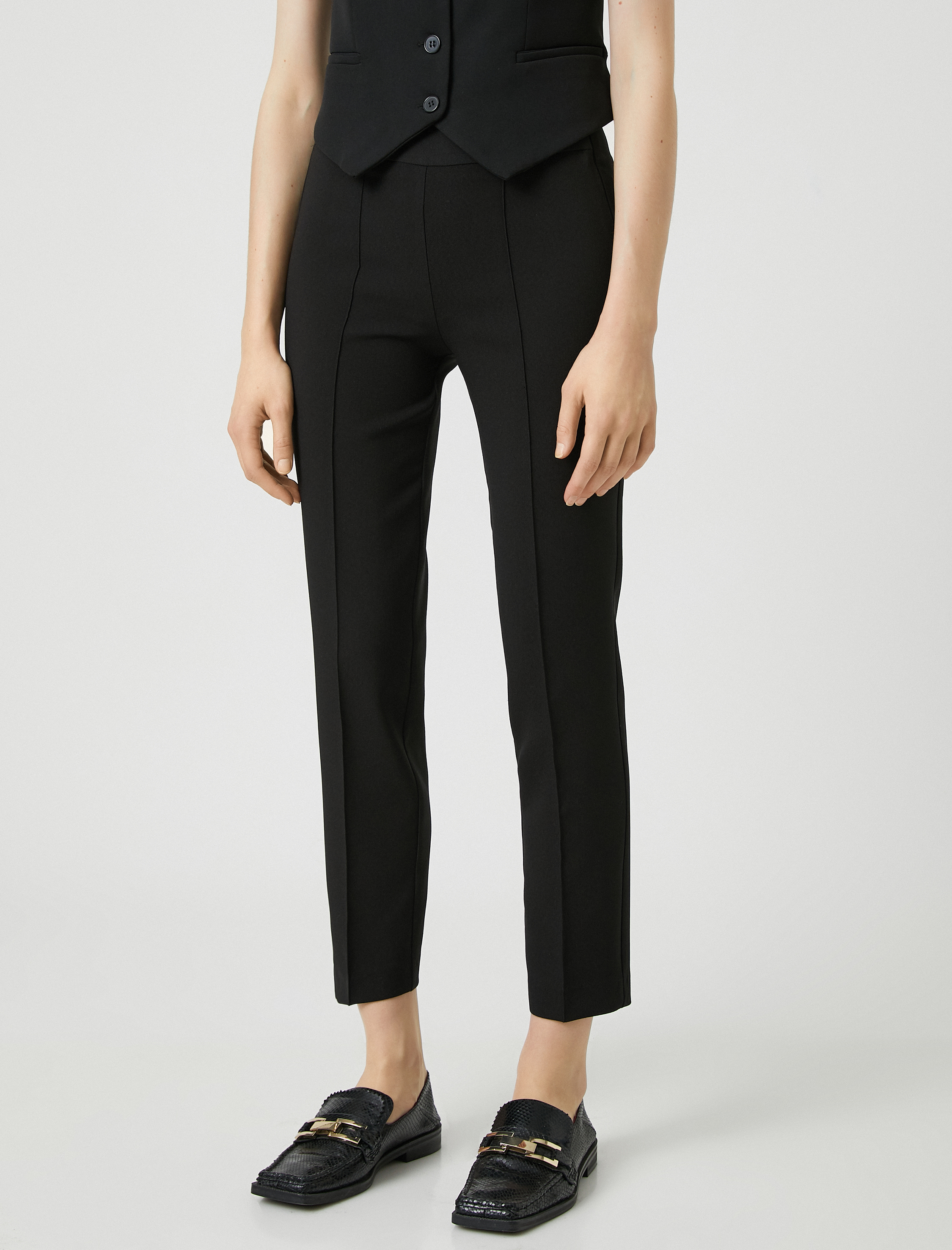   Nervürlü Kumaş Pantolon Dar Kesim