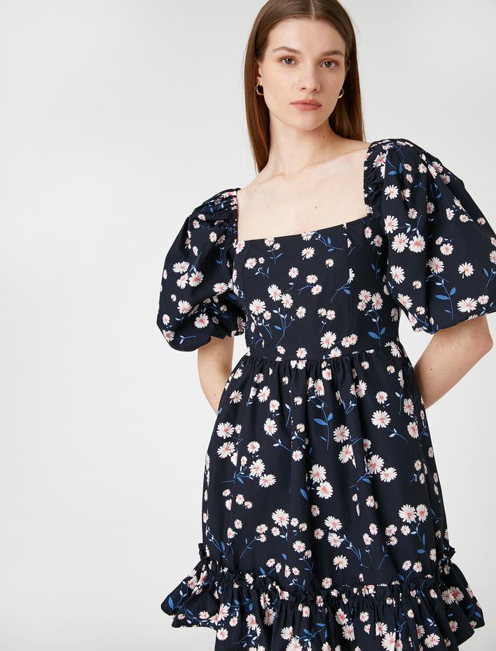  Çiçekli Mini Viskon Elbise Kare Yaka Kısa Balon Kollu