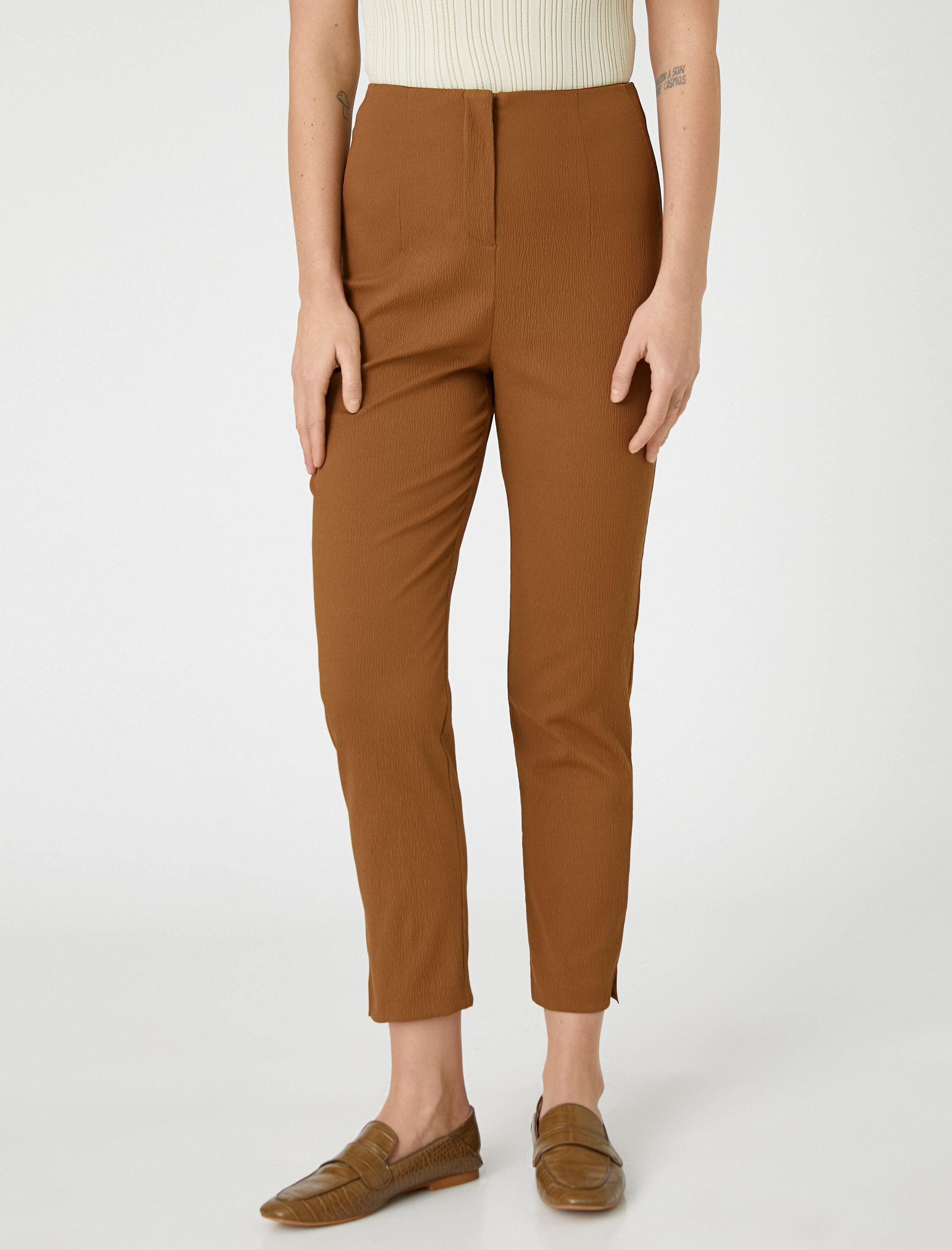   Dikiş Detaylı Kumaş Pantolon Dar Paça