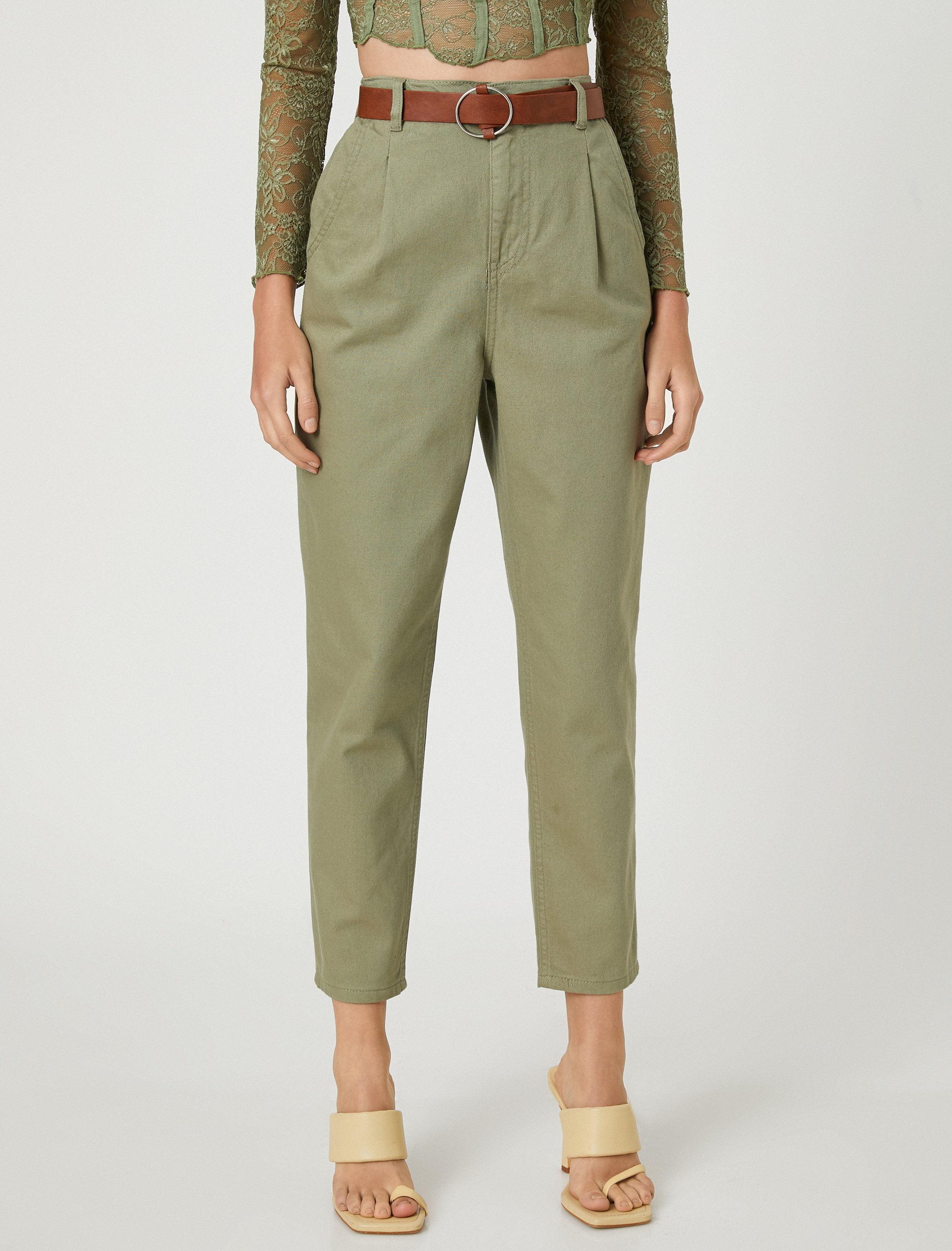   Havuç Pantolon Kemer Detaylı Yüksek Bel Cepli