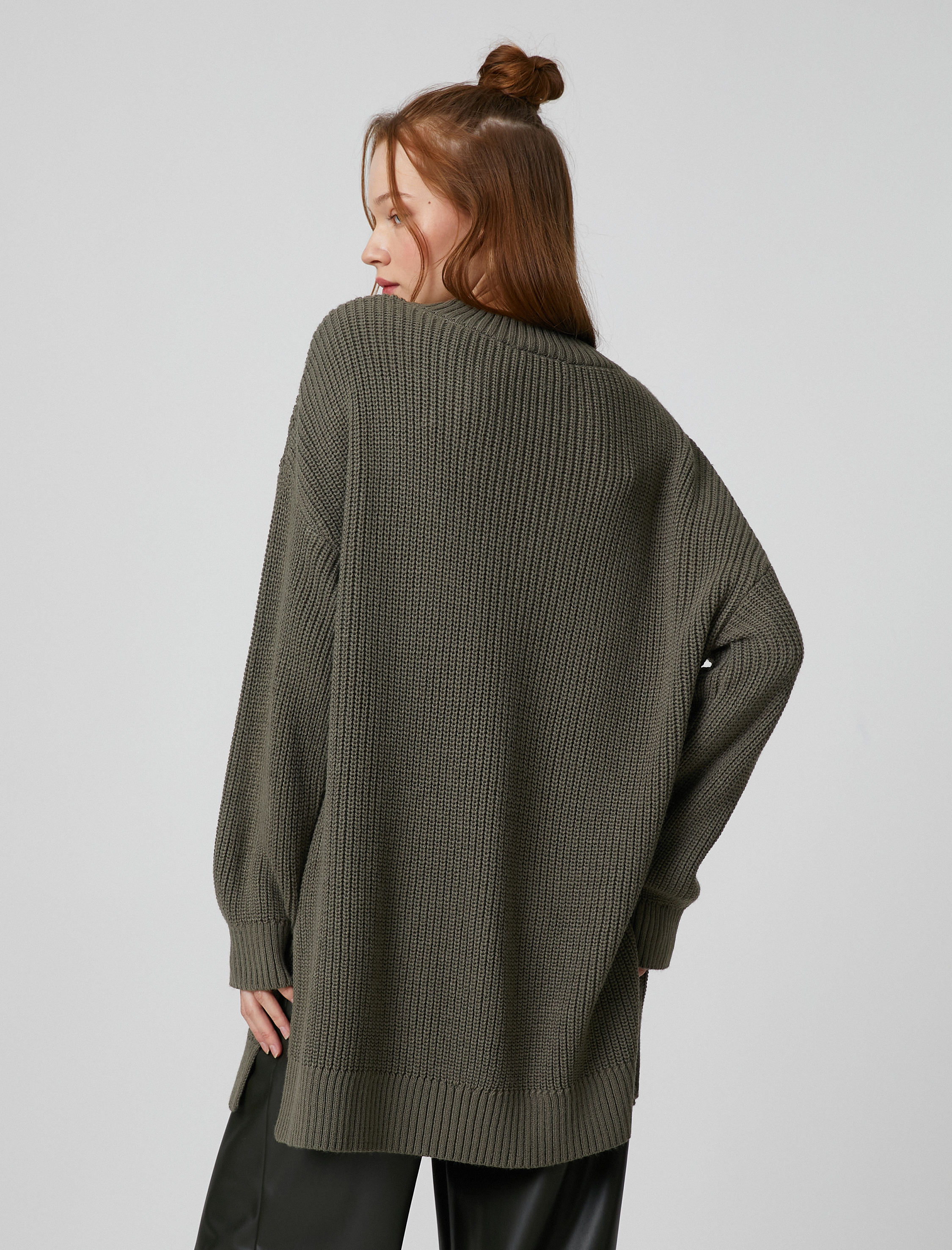   Oversize Triko Kazak V Yaka Uzun Kollu