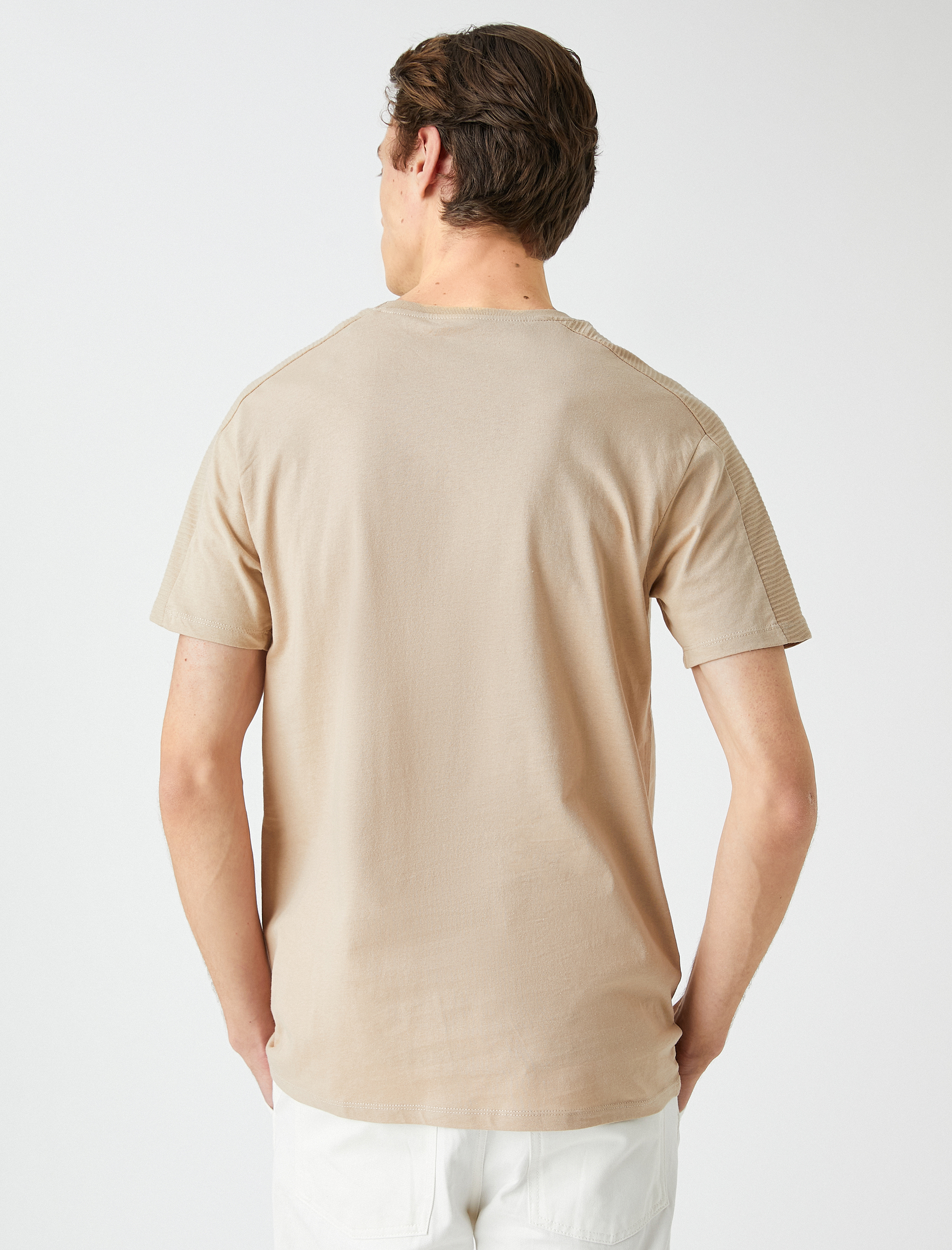   Bisiklet Yaka Tişört Dokulu Kısa Kollu Dar Kesim