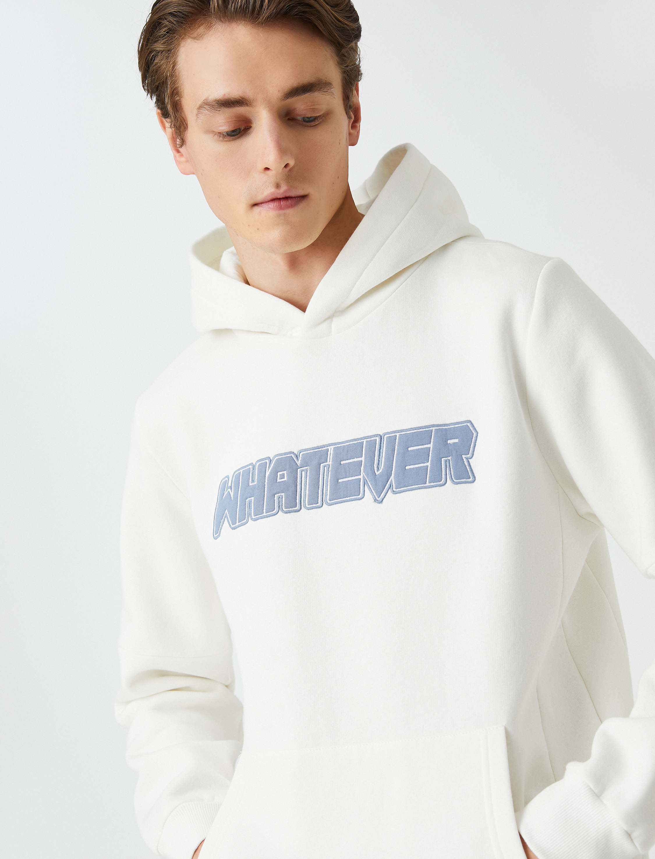   Kapşonlu Oversize Sweatshirt Slogan İşlemeli Cep Detaylı Şardonlu