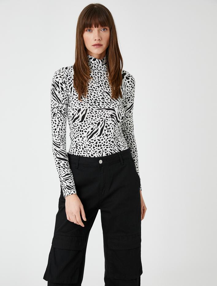  Zebra Desenli Uzun Kollu Tişört Boğazlı Yaka