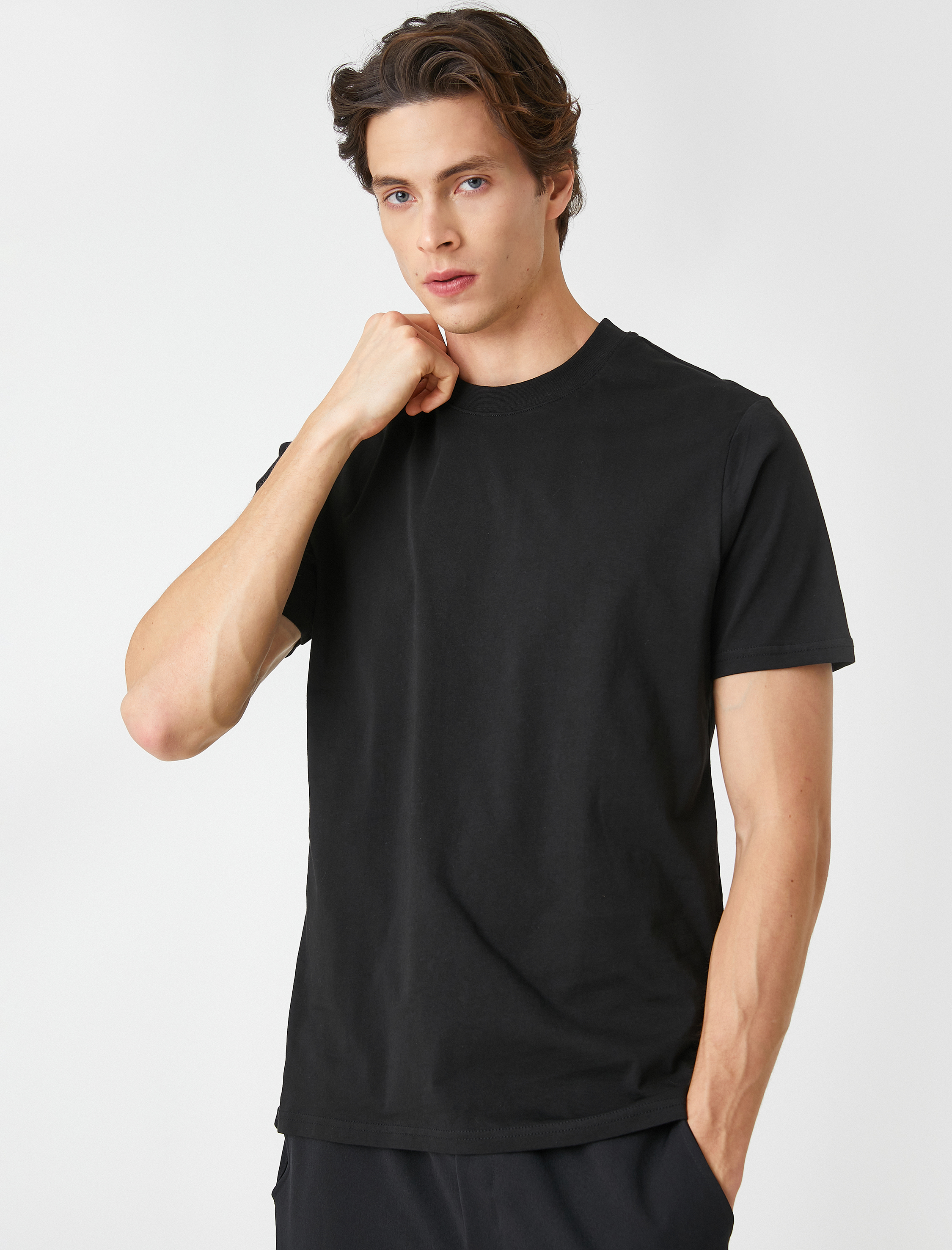   Basic Tişört Bisiklet Yaka Kısa Kollu