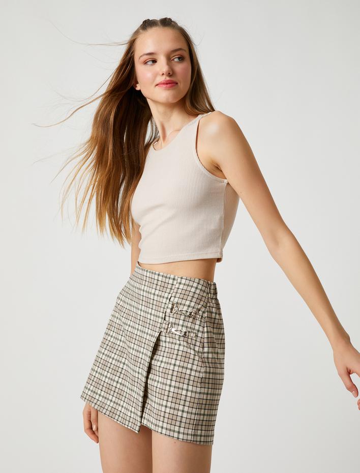  Mini Şort Etek Metal Aksesuar Detaylı Desenli Viskon Detaylı