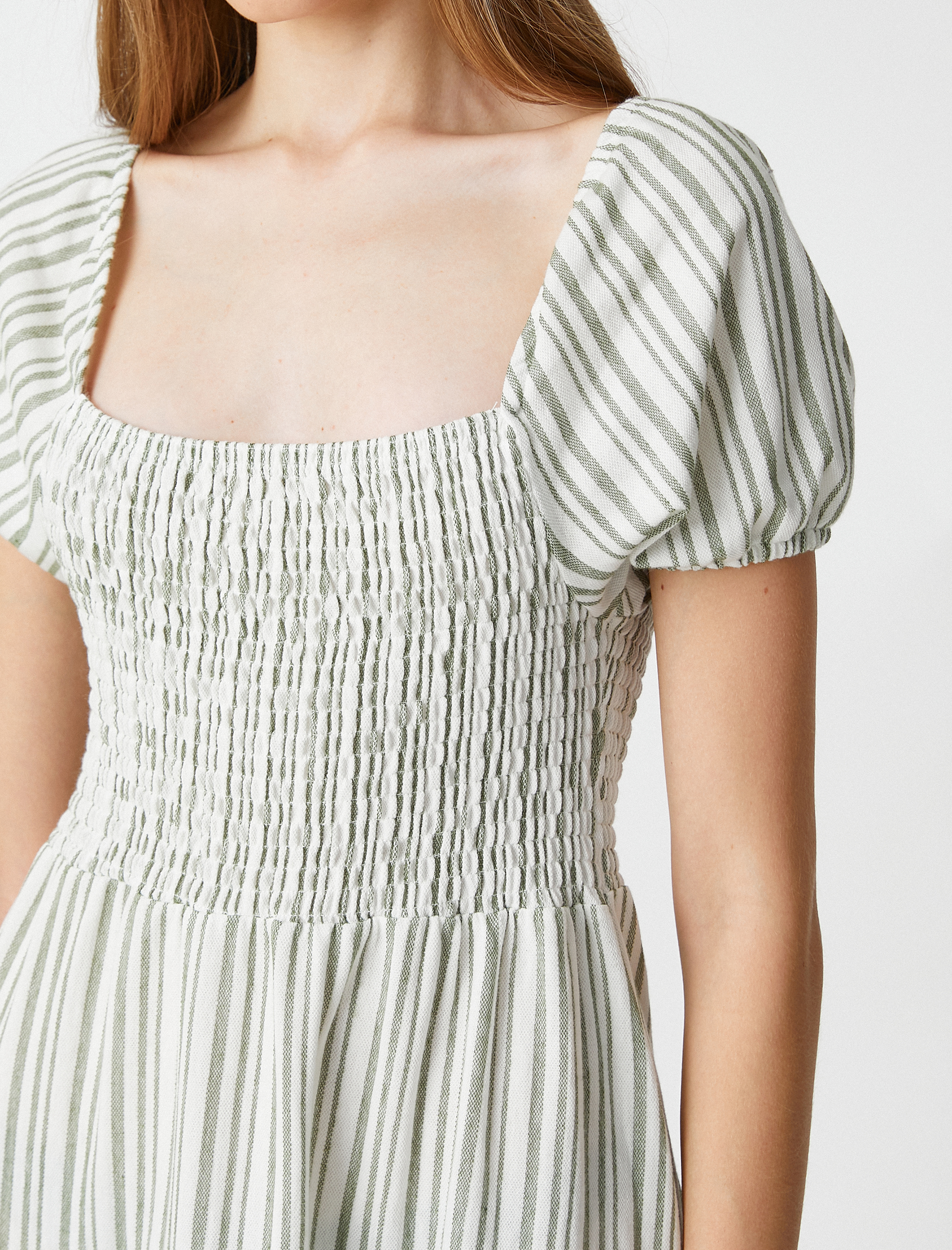   Midi Elbise Kare Yaka Gipeli Balon Kollu Fırfırlı