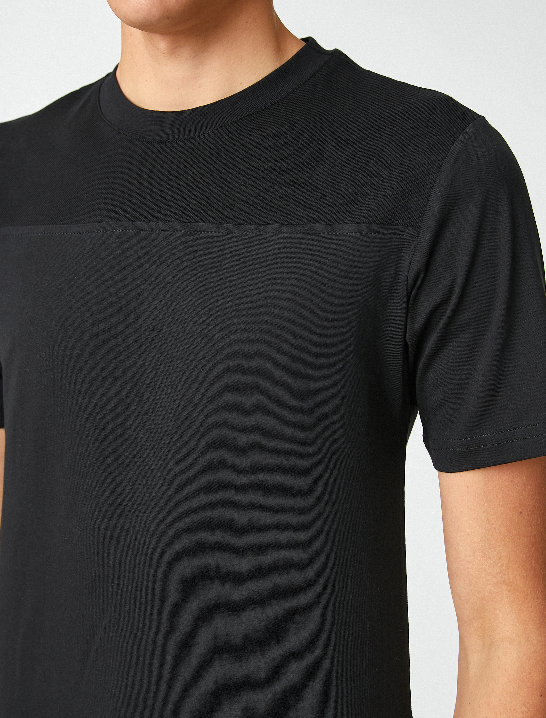   Bloklu Tişört Bisiklet Yaka Kısa Kollu Dikiş Detaylı