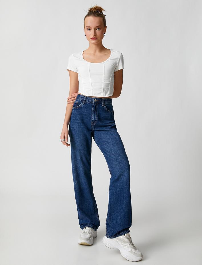  Crop Tişört Pamuklu Yuvarlak Yaka Nervürlü Kısa Kollu