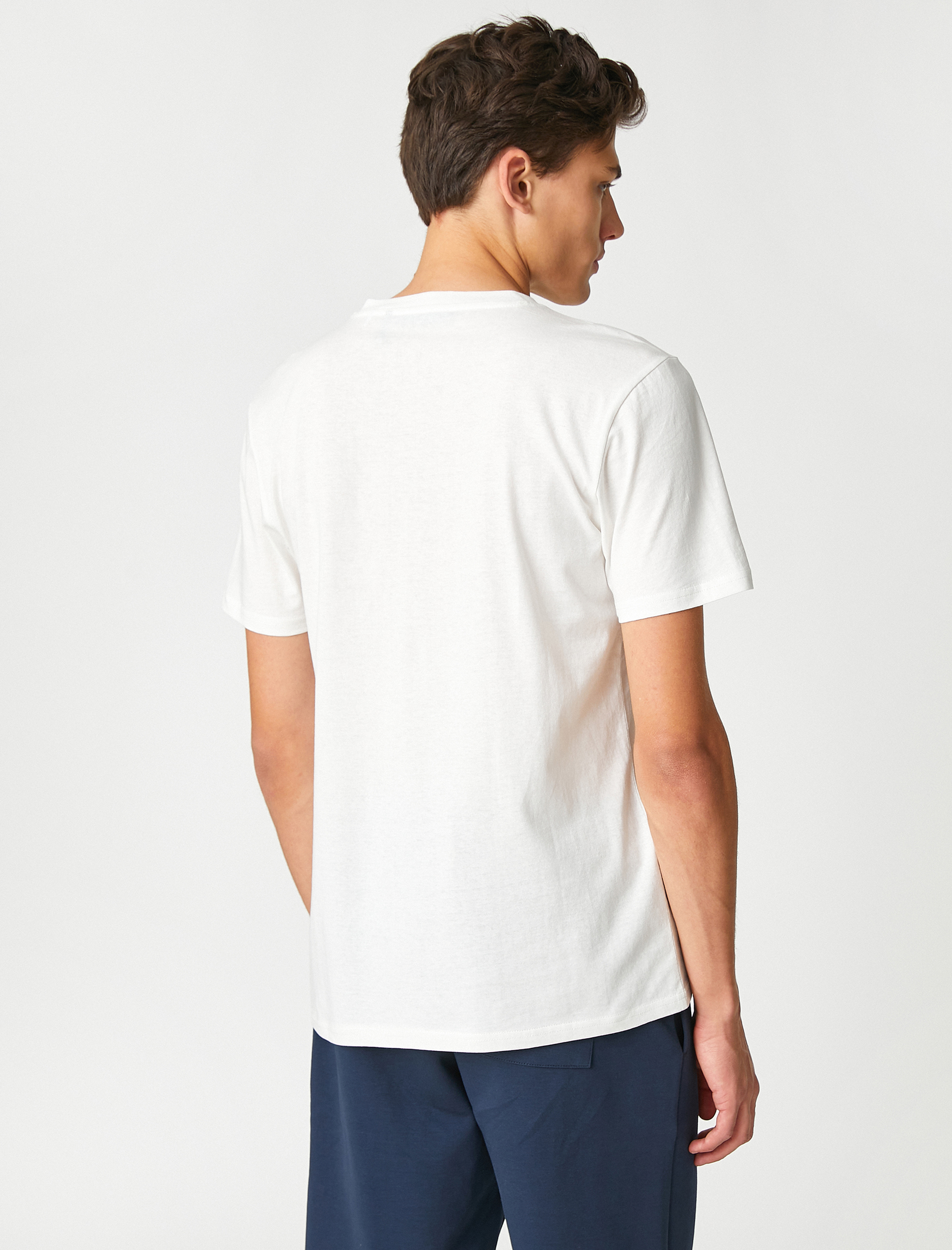   Basic Pamuklu Tişört Bisiklet Yaka Kısa Kollu