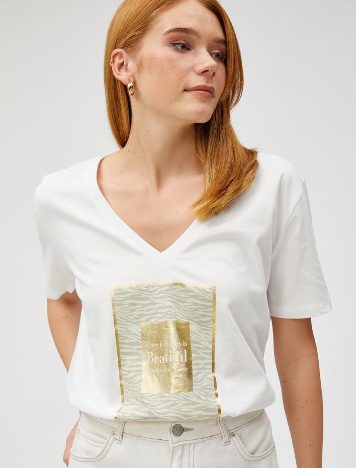  Kısa Kollu Tişört Parlak Zebra Baskılı V Yaka