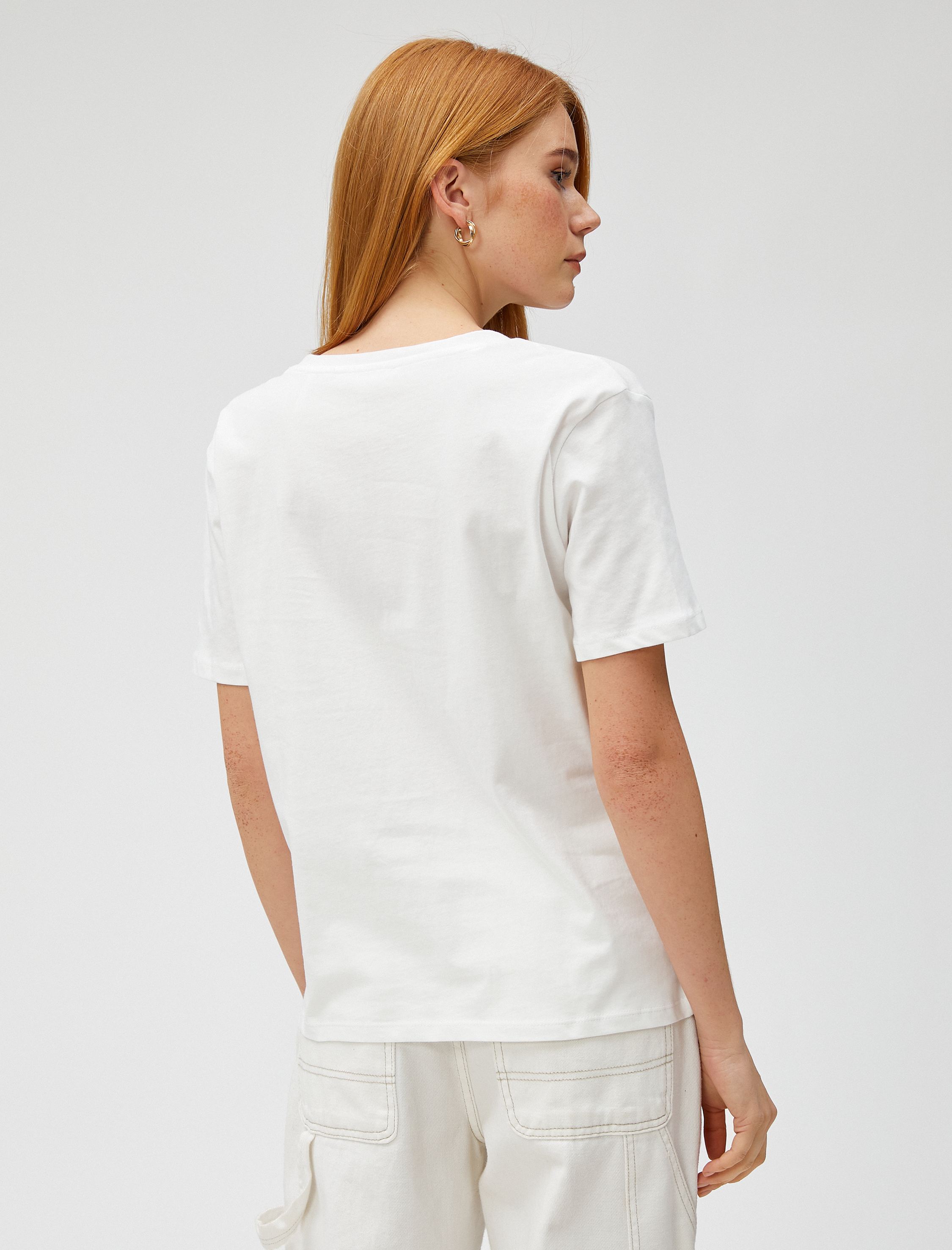   Kısa Kollu Tişört Parlak Zebra Baskılı V Yaka