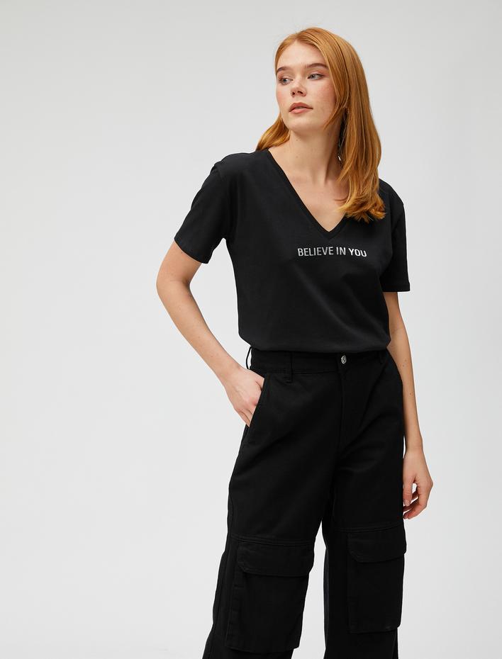  Yazı Baskılı Tişört V Yaka