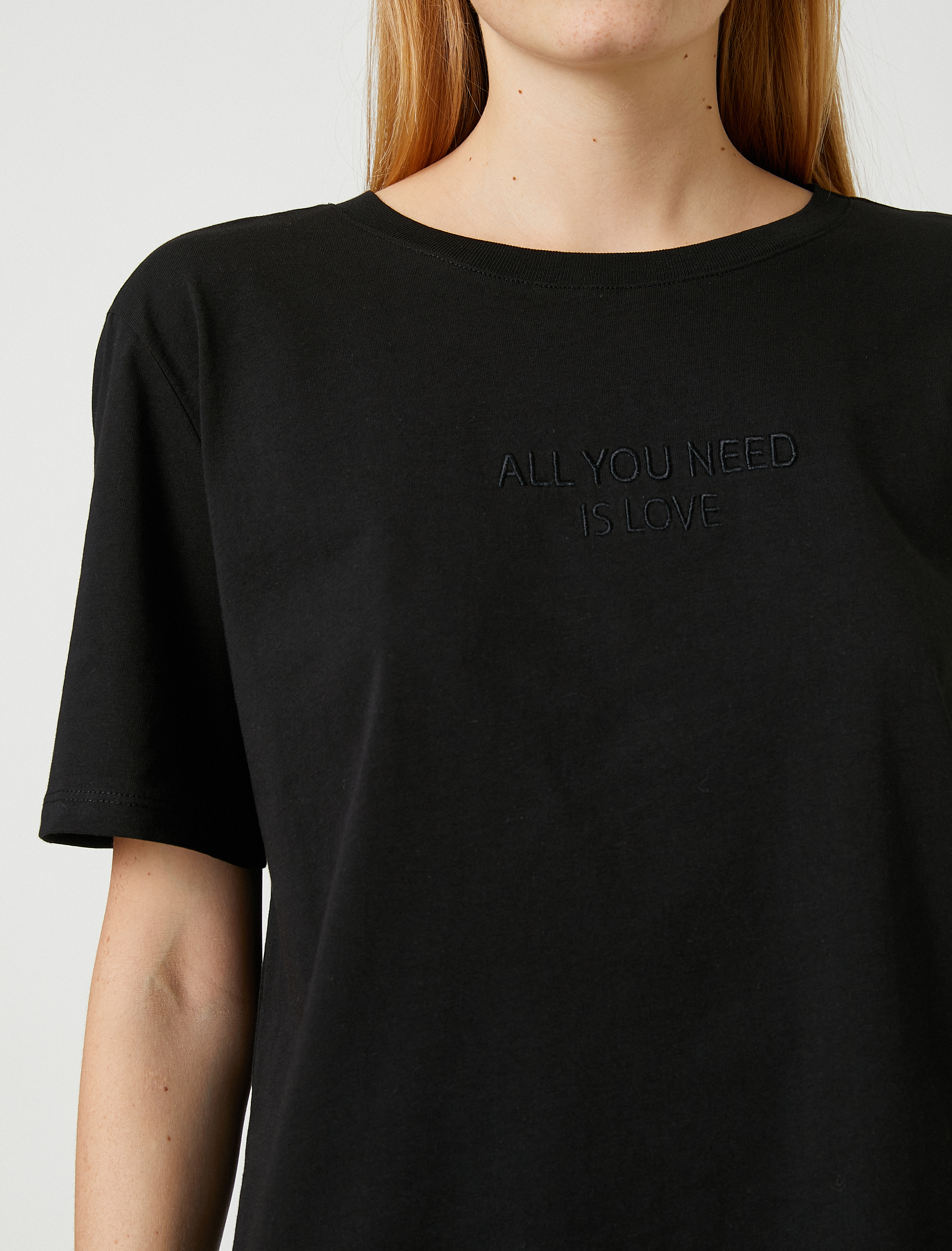   Yazı İşlemeli Tişört Bisiklet Yaka