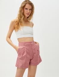 Cepli Şort Katlama Detaylı