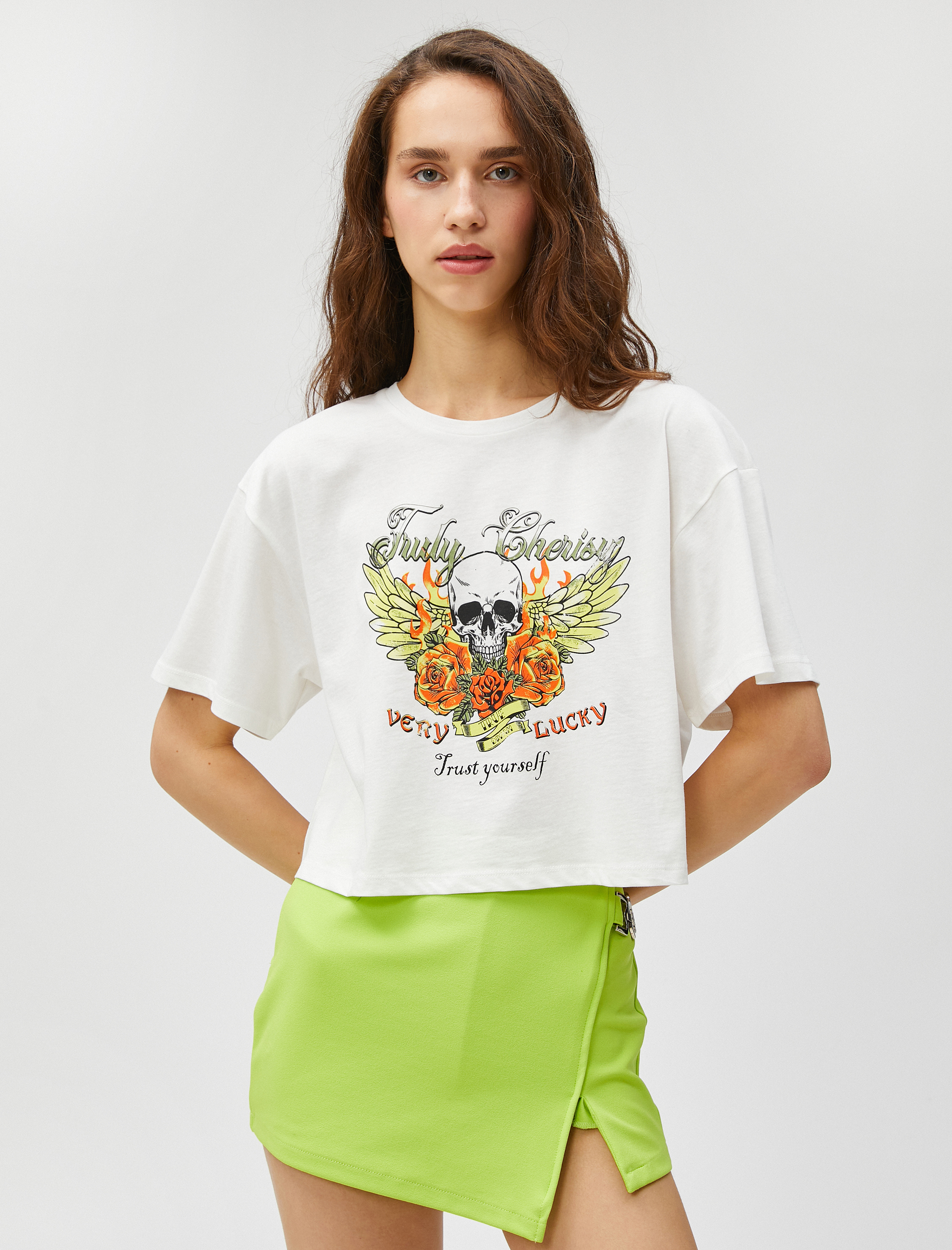   Crop Tişört Baskılı Kısa Kollu Bisiklet Yaka Pamuklu