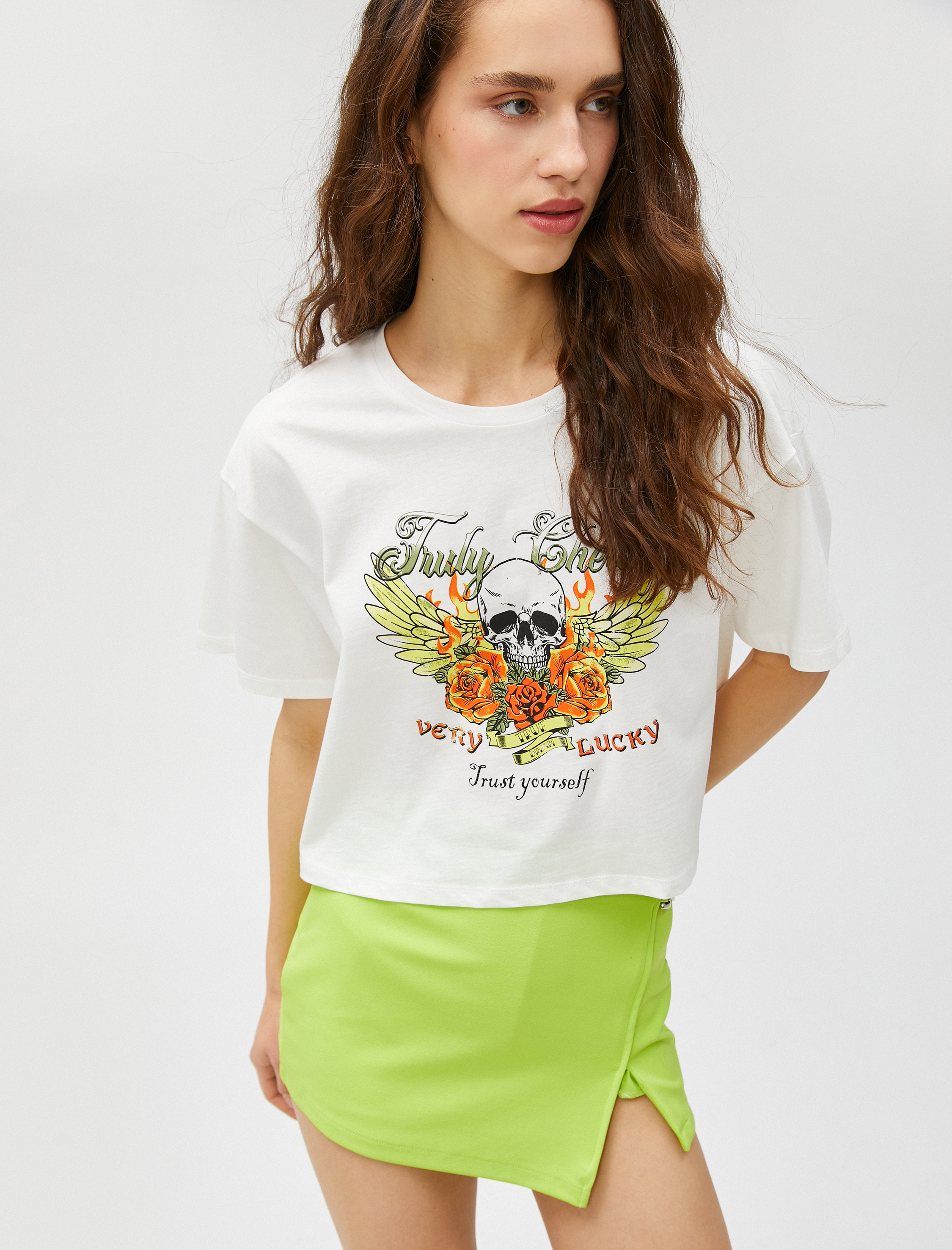   Crop Tişört Baskılı Kısa Kollu Bisiklet Yaka Pamuklu