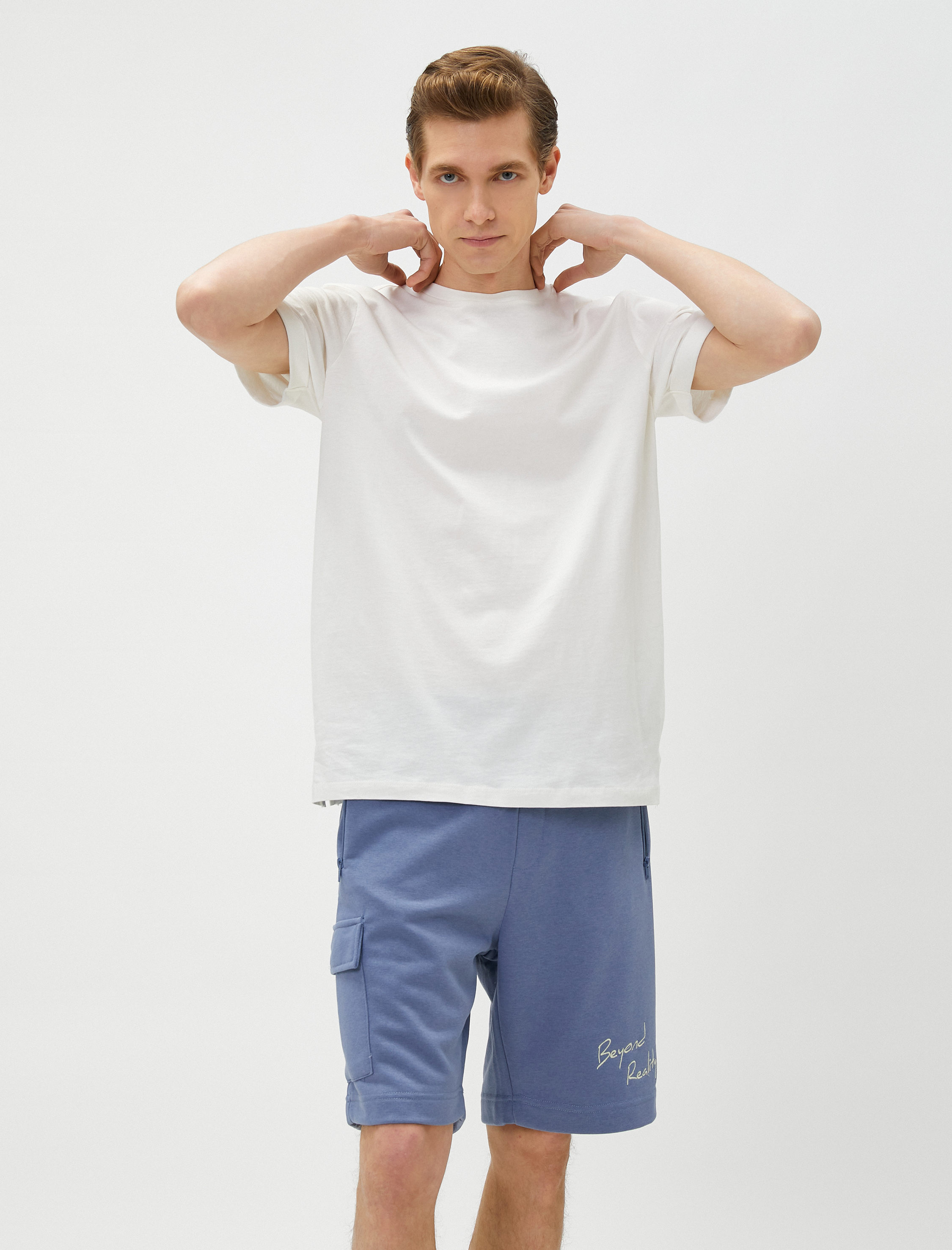   Kargo Şort Cep Detaylı Beli Bağcıklı Slogan Baskılı Dar Kesim