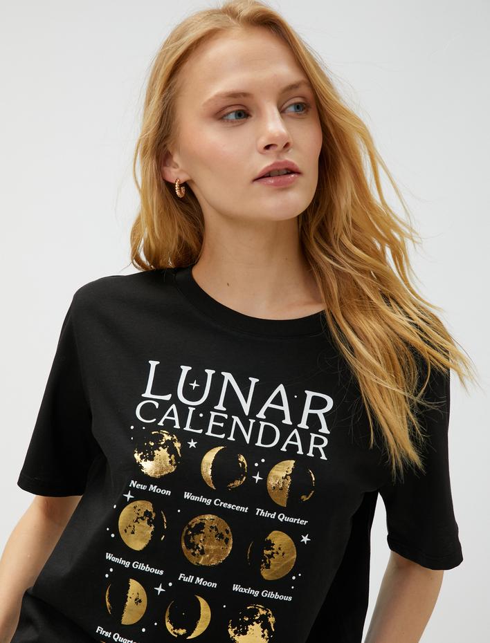  Ay Baskılı Tişört Pamuklu