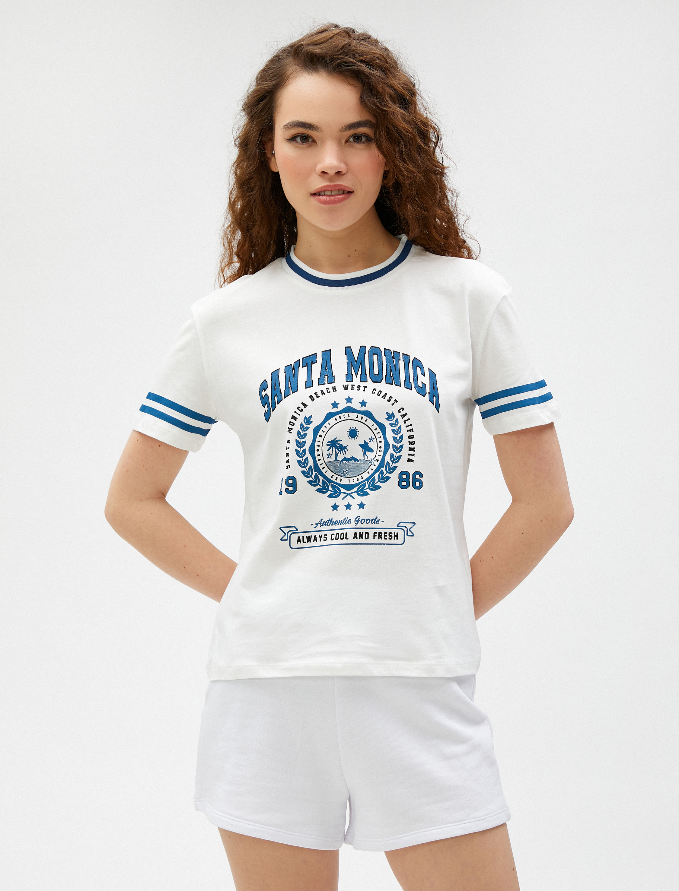   Kolej Baskılı Tişört Kısa Kollu Bisiklet Yaka Pamuklu