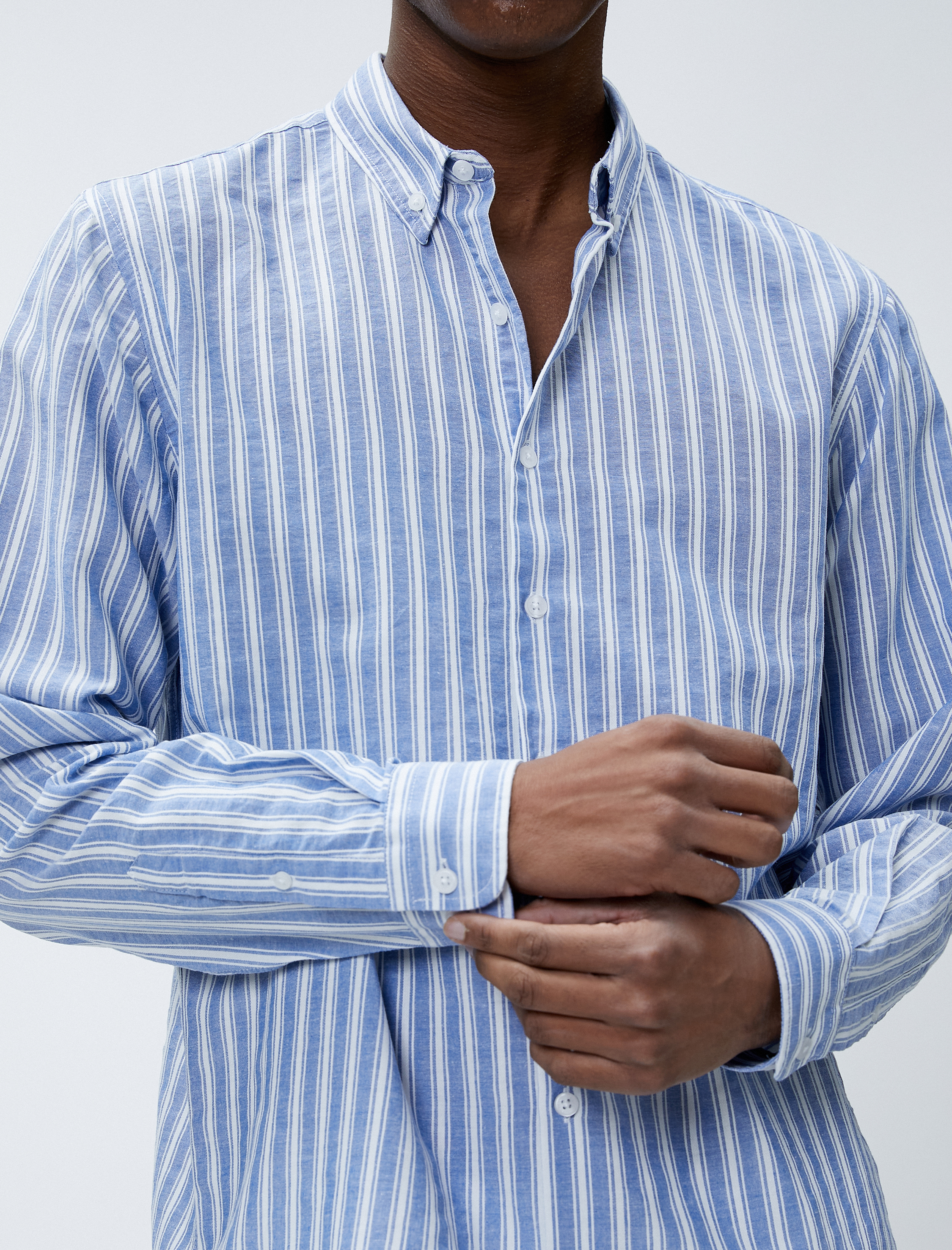   Klasik Yaka Gömlek Düğmeli