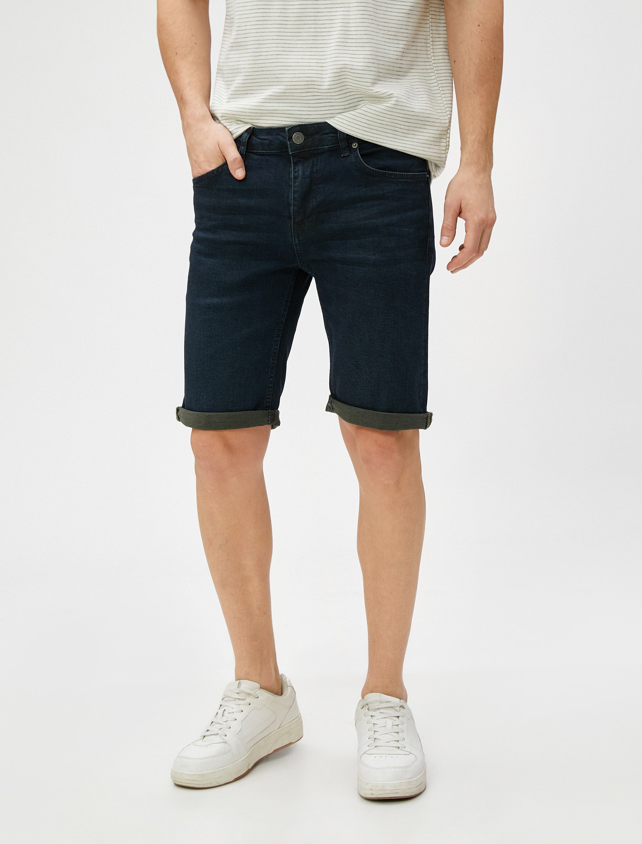   Bermuda Kot Şort Katlı Paça Detaylı Cepli Düğmeli