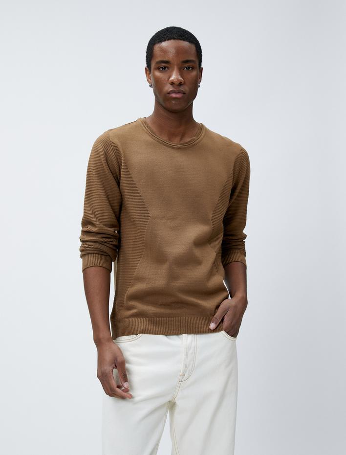  Basic Kazak Bisiklet Yaka Slim Fit Uzun Kollu Dokulu