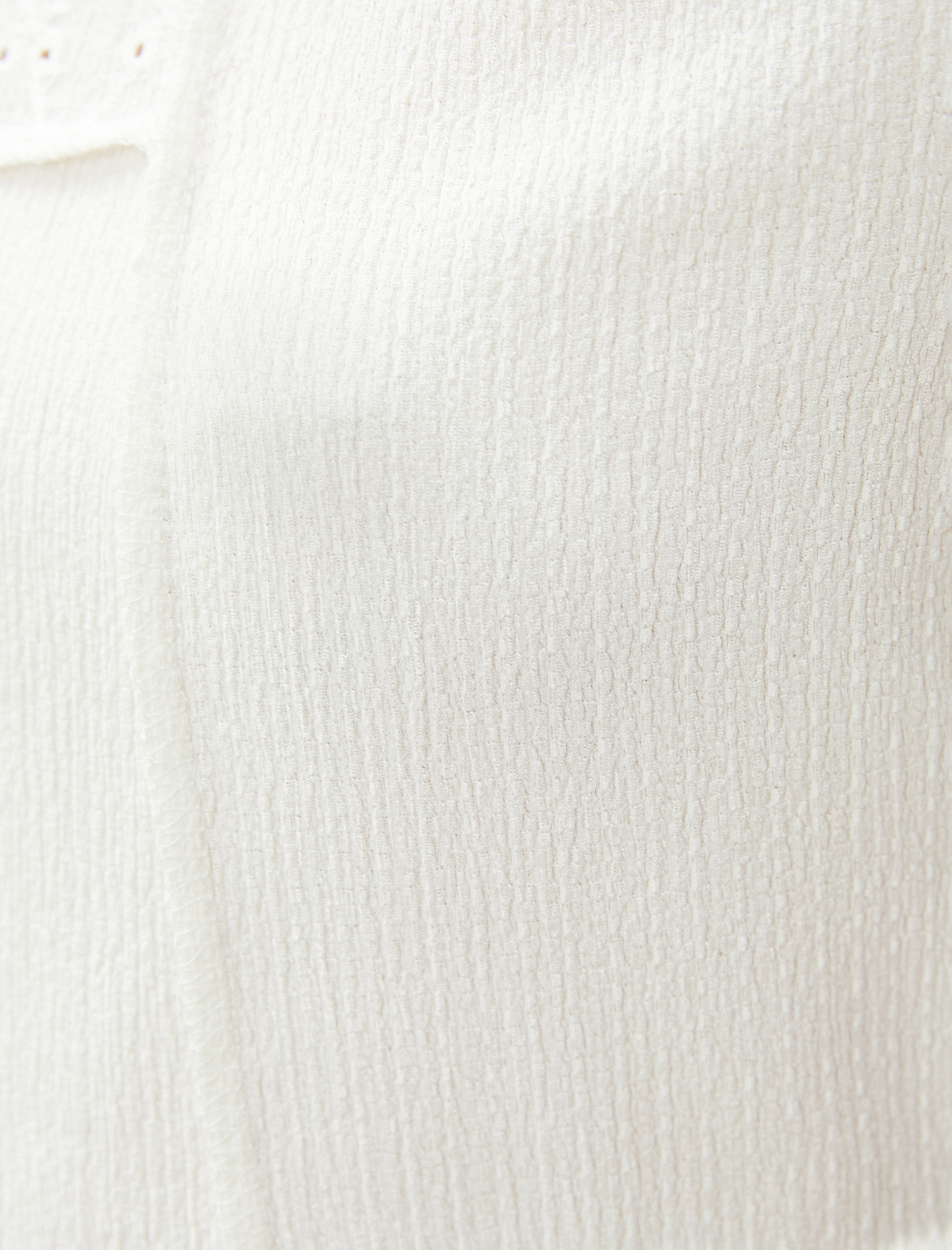   Crop Tişört Kısa Kollu Bisiklet Yaka Fisto Detaylı Bürümcük