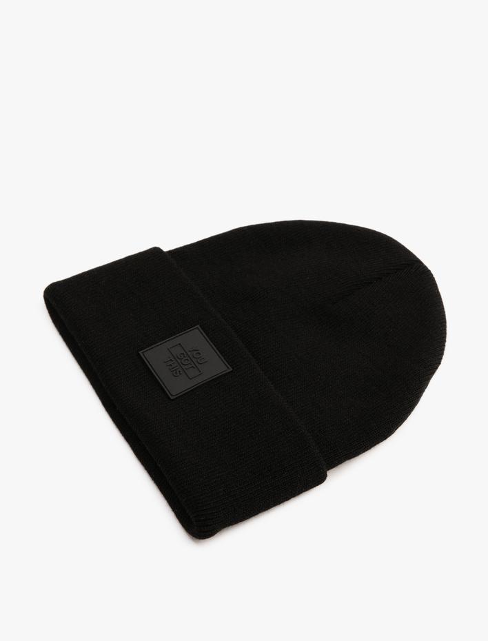 Erkek Katlı Bere Slogan Baskılı Etiket Detaylı