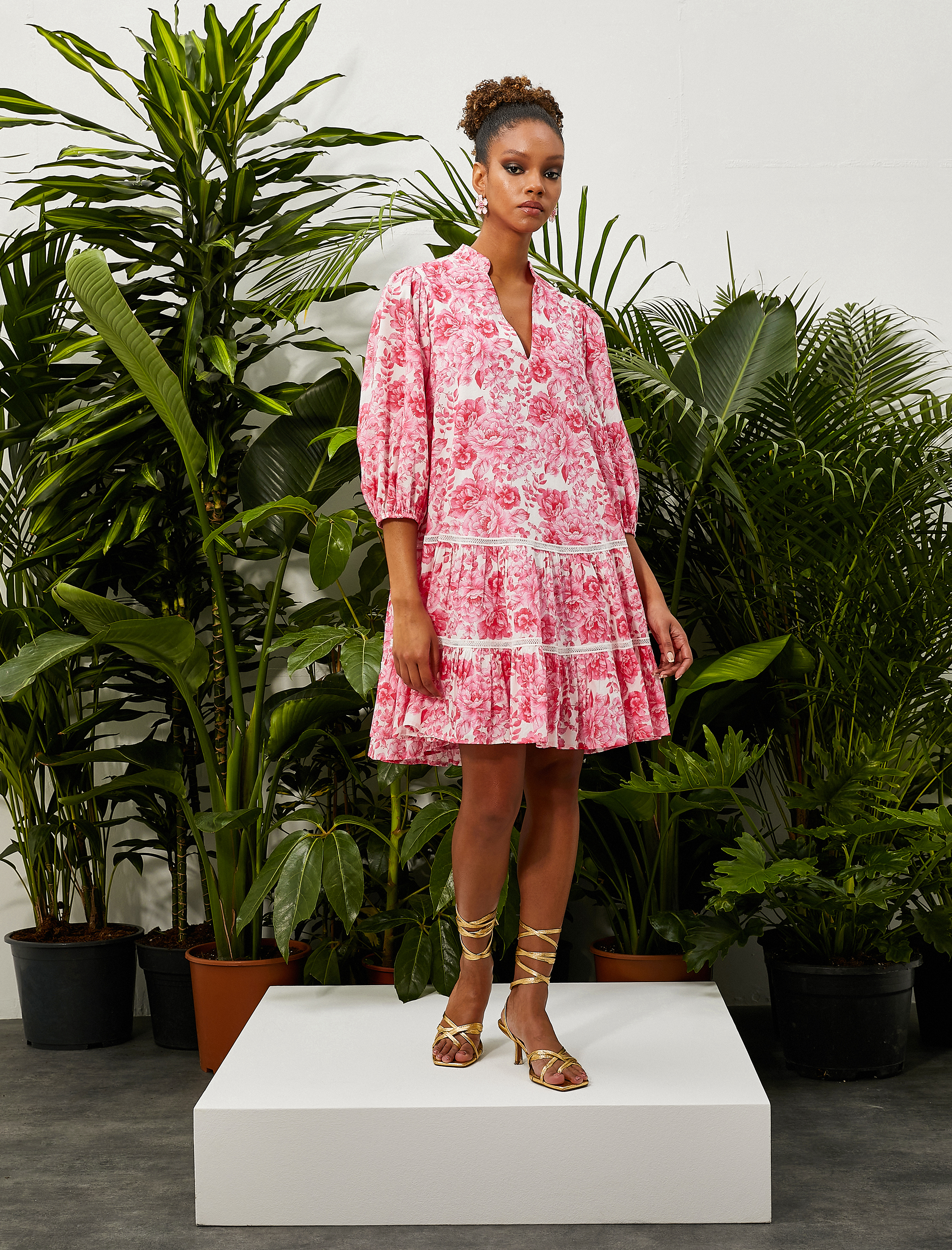   Balon Kol Kısa Elbise Hakim Yaka Katlı