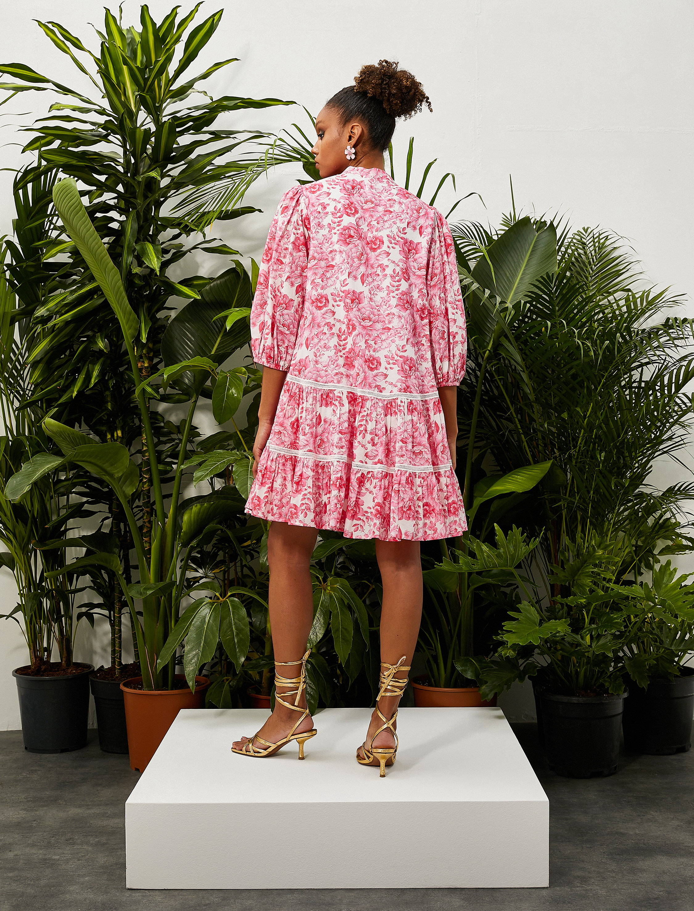   Balon Kol Kısa Elbise Hakim Yaka Katlı