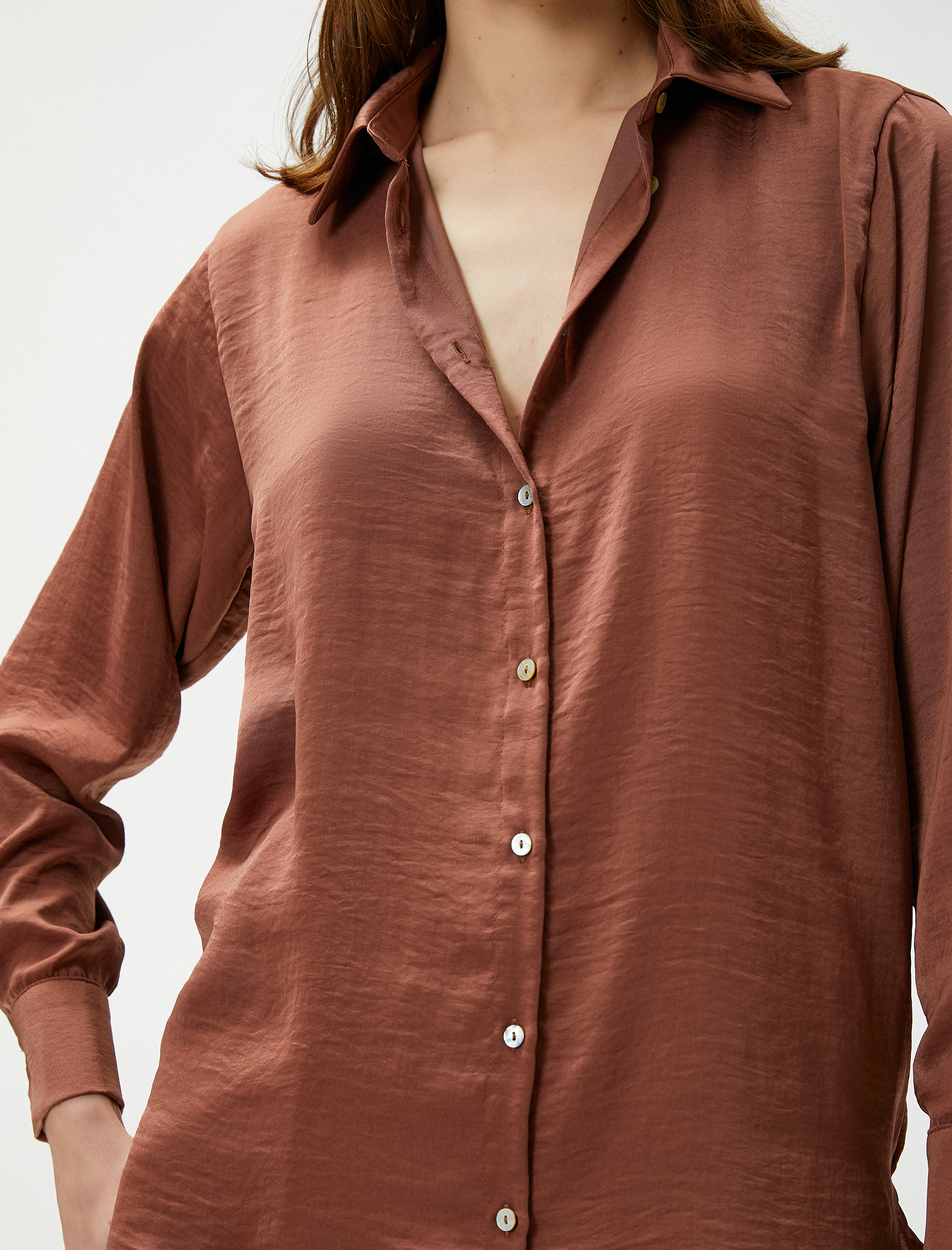   Uzun Kollu Gömlek Düğmeli