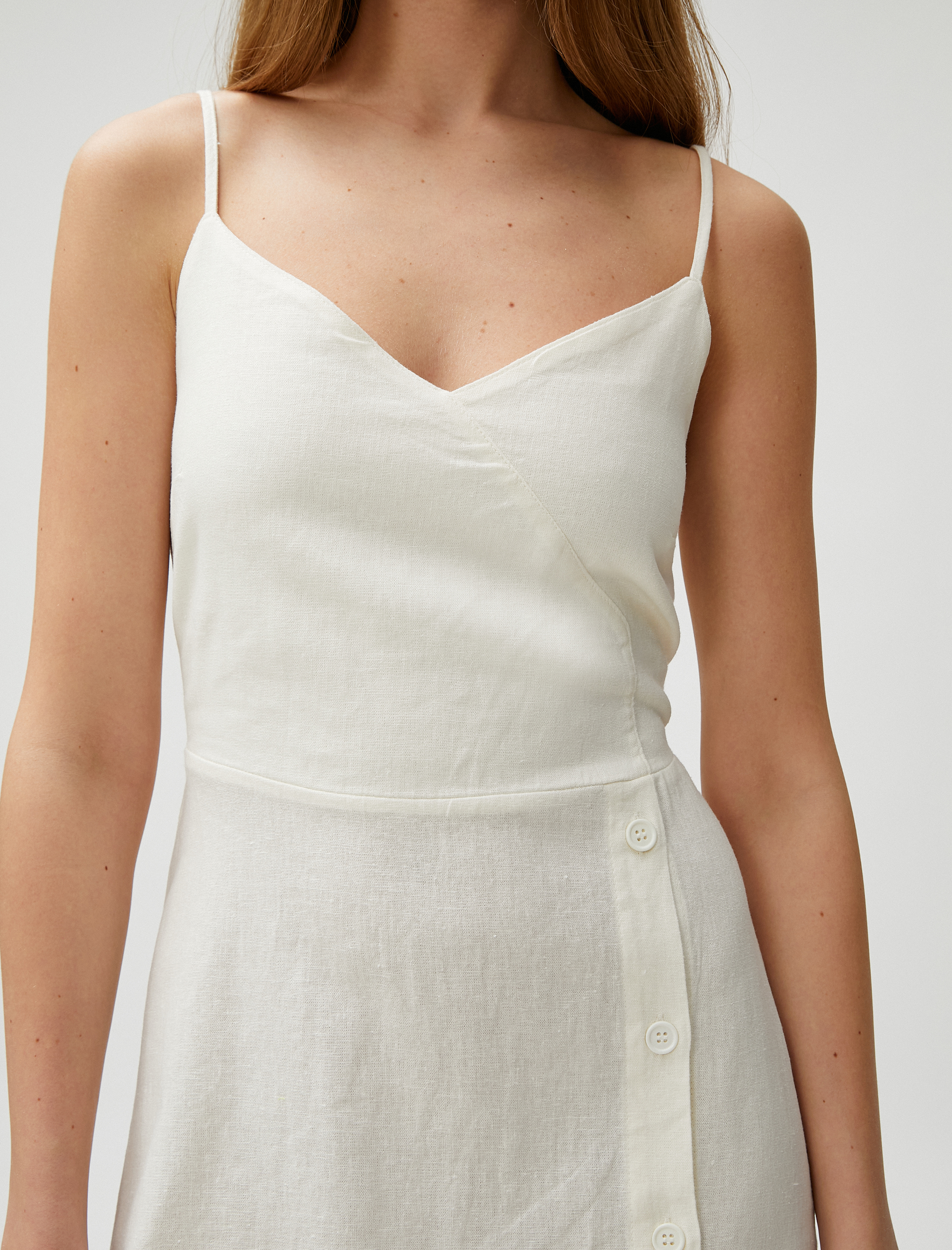   Midi Elbise İnce Askılı Yırtmaçlı Önü Düğmeli Keten Karışımlı