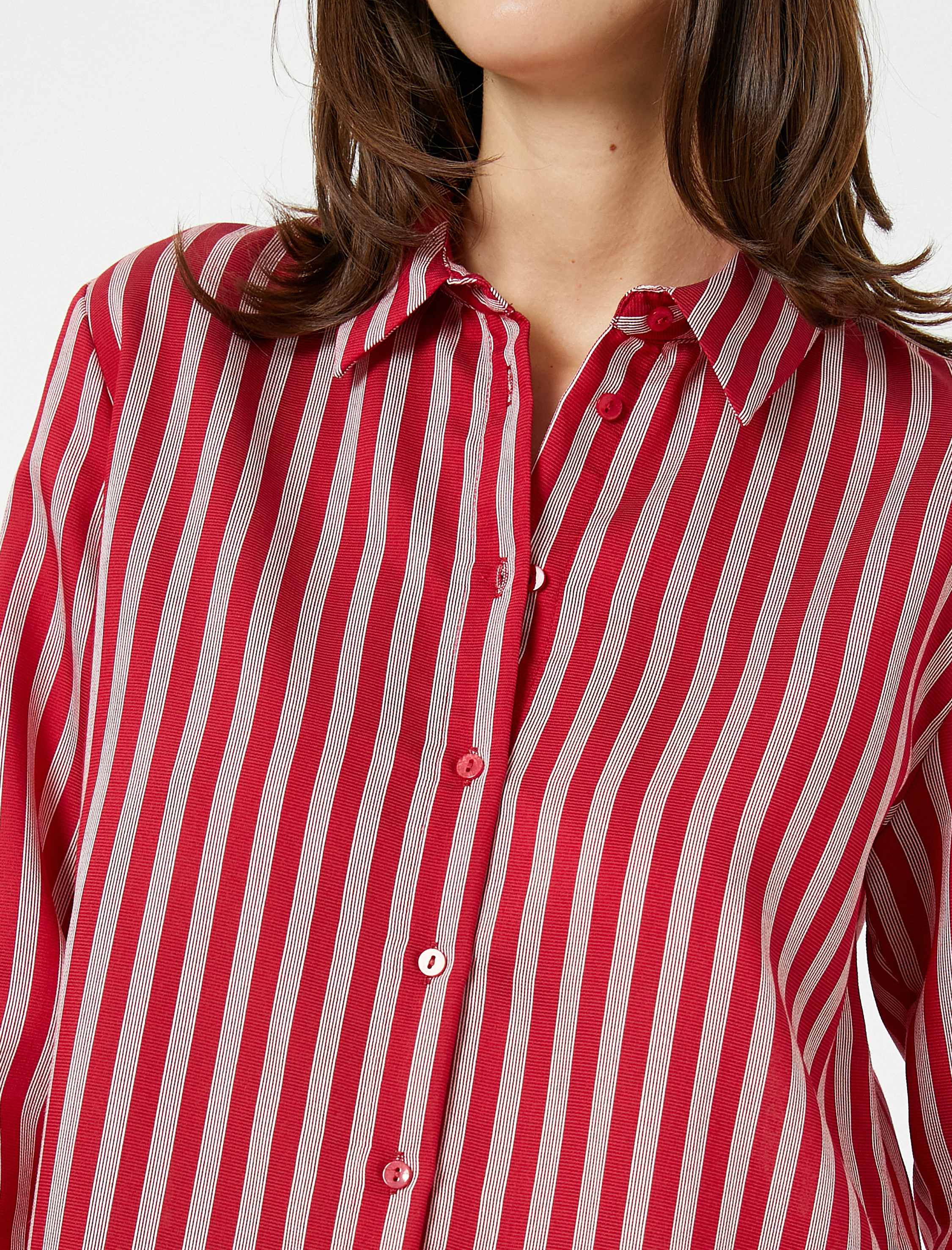   Uzun Kollu Gömlek Düğmeli