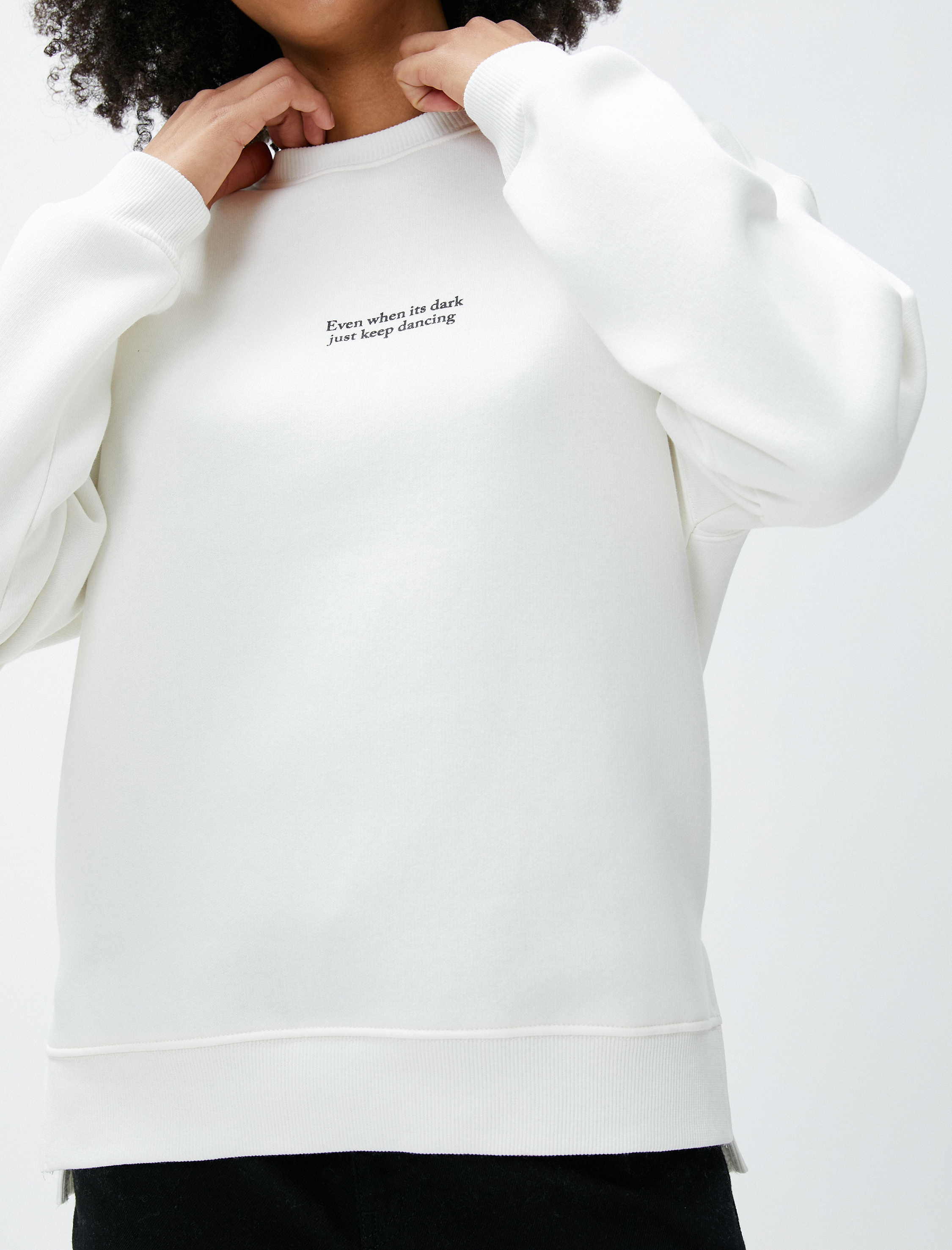   Şardonlu Bisiklet Yaka Sweatshirt Slogan Baskılı Uzun Kollu Ribanalı