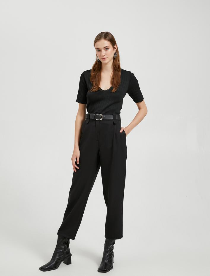  Kısa Kollu Triko Kazak V Yaka Ribanalı