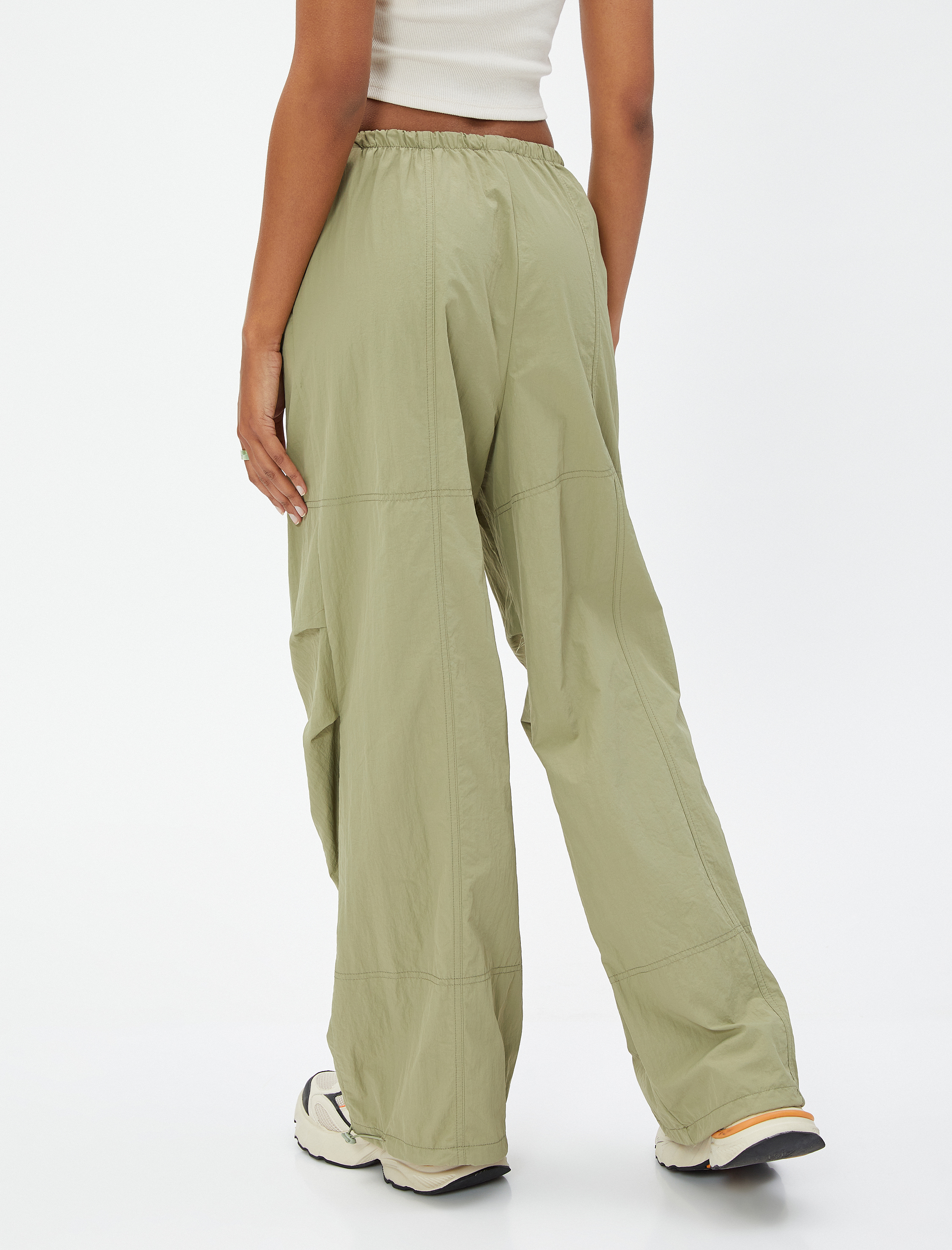   Paraşüt Pantolon Beli ve Paçası Lastikli Stoperli